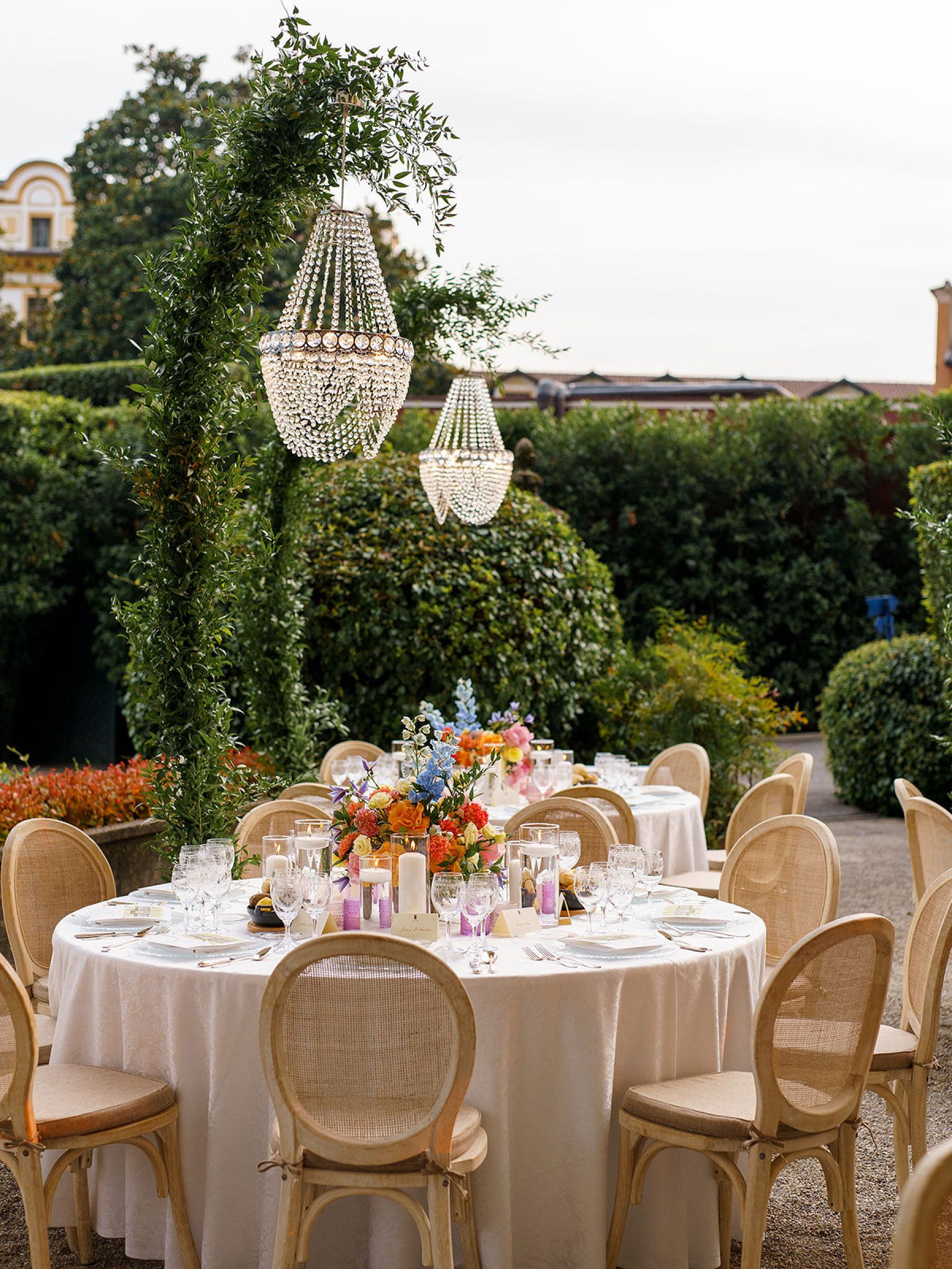 Madison &amp; Rotimi's Wedding at Villa D'Este: One Wooden Boat, 125 Guests, and Florals Nobody Expected photo