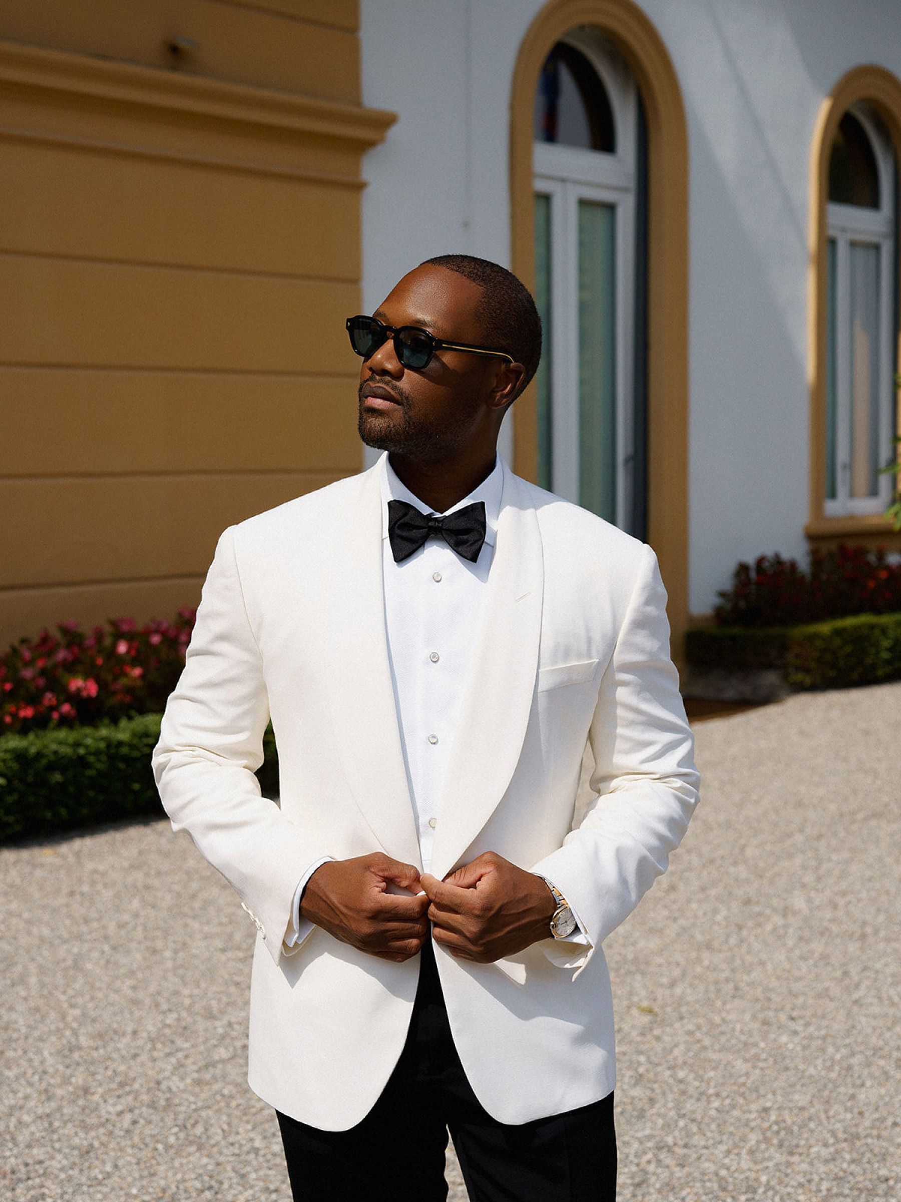 Madison &amp; Rotimi's Wedding at Villa D'Este: One Wooden Boat, 125 Guests, and Florals Nobody Expected photo