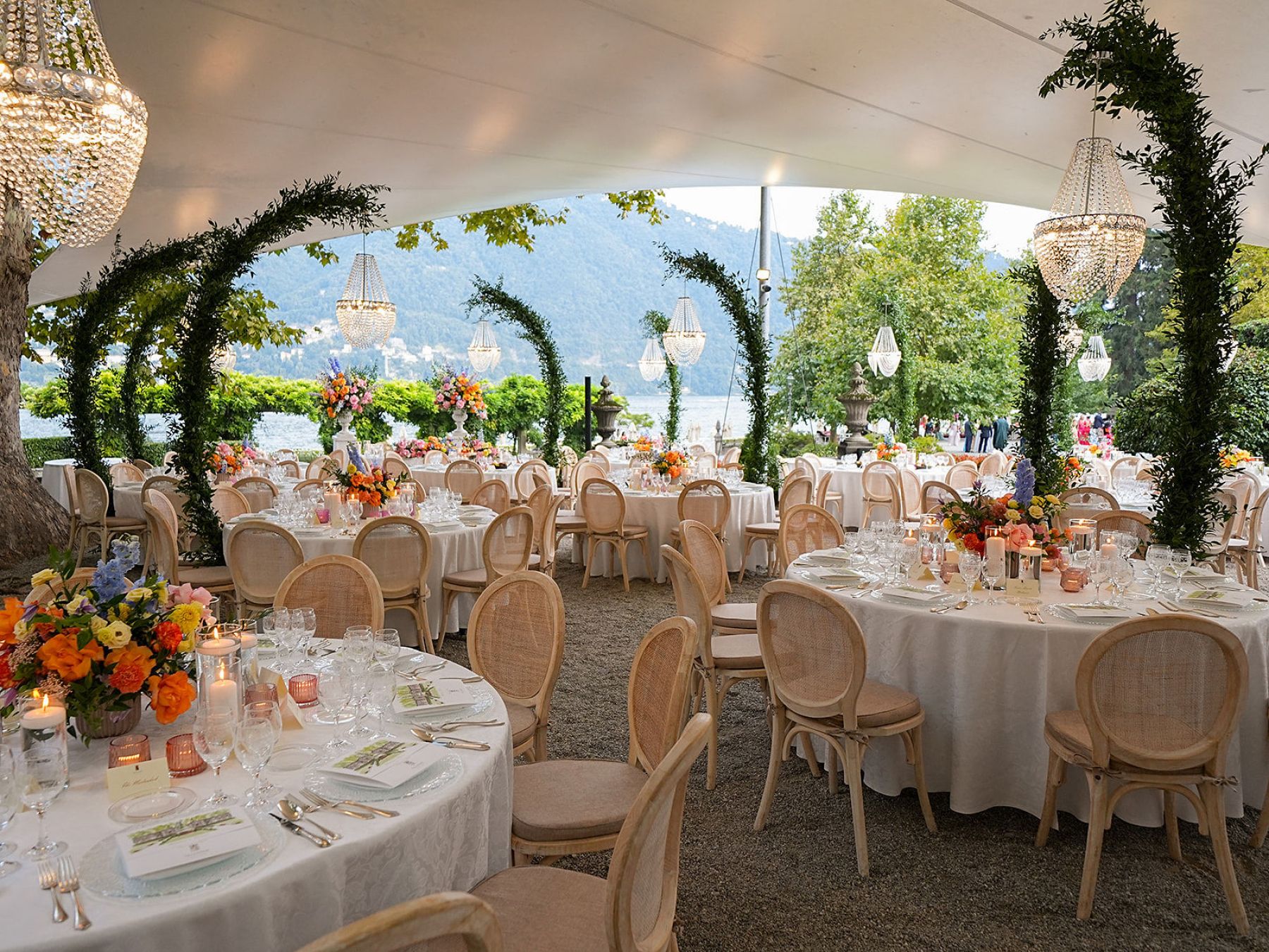 Madison &amp; Rotimi's Wedding at Villa D'Este: One Wooden Boat, 125 Guests, and Florals Nobody Expected photo