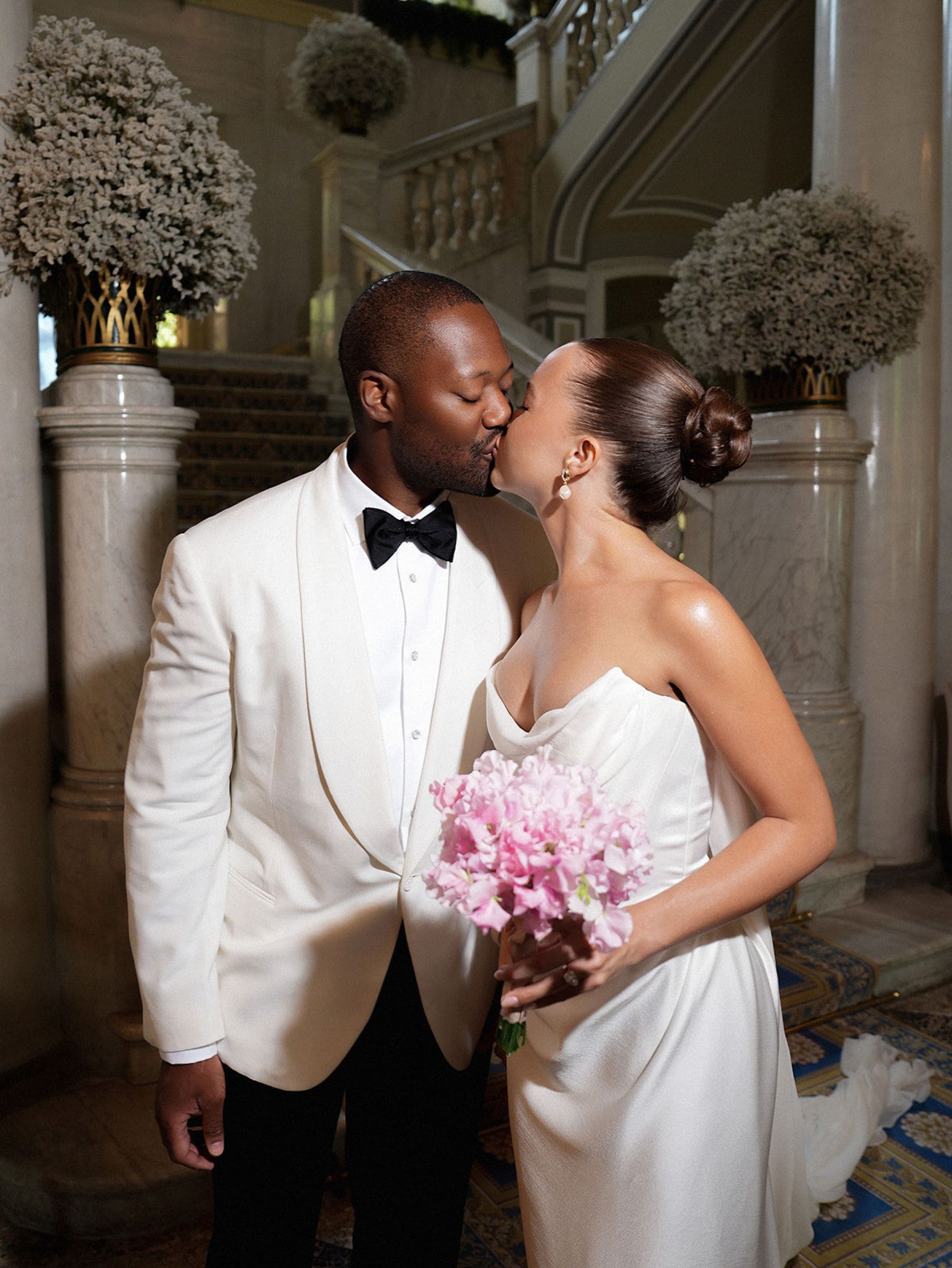 Madison &amp; Rotimi's Wedding at Villa D'Este: One Wooden Boat, 125 Guests, and Florals Nobody Expected photo