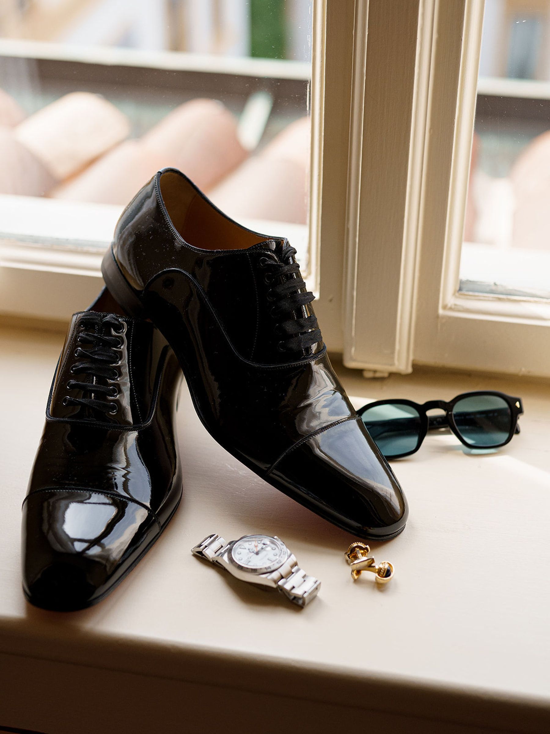 Madison &amp; Rotimi's Wedding at Villa D'Este: One Wooden Boat, 125 Guests, and Florals Nobody Expected photo