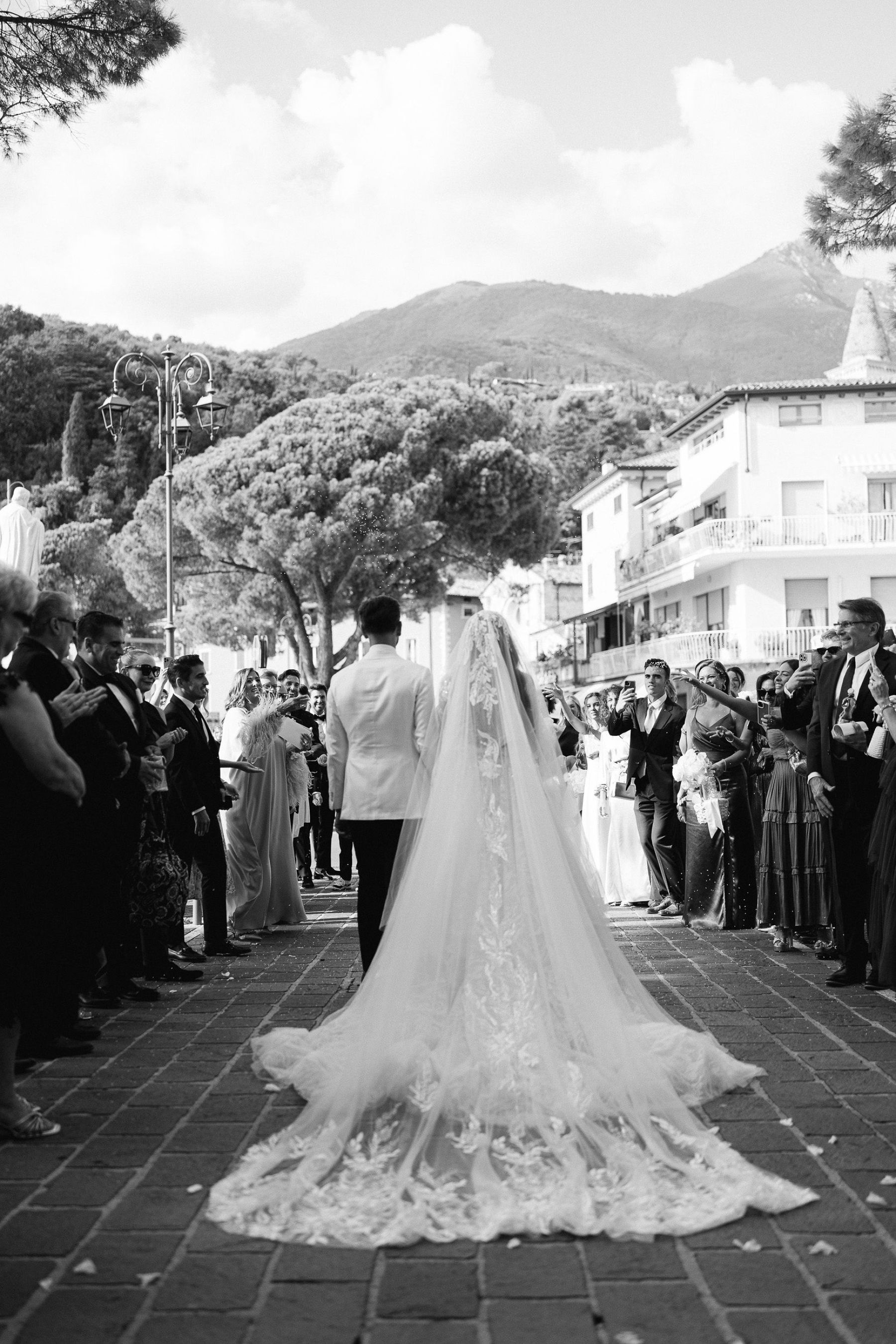 A Fairytale on the Water: Cristiana &amp; Gaetano’s Wedding at Isola del Garda photo
