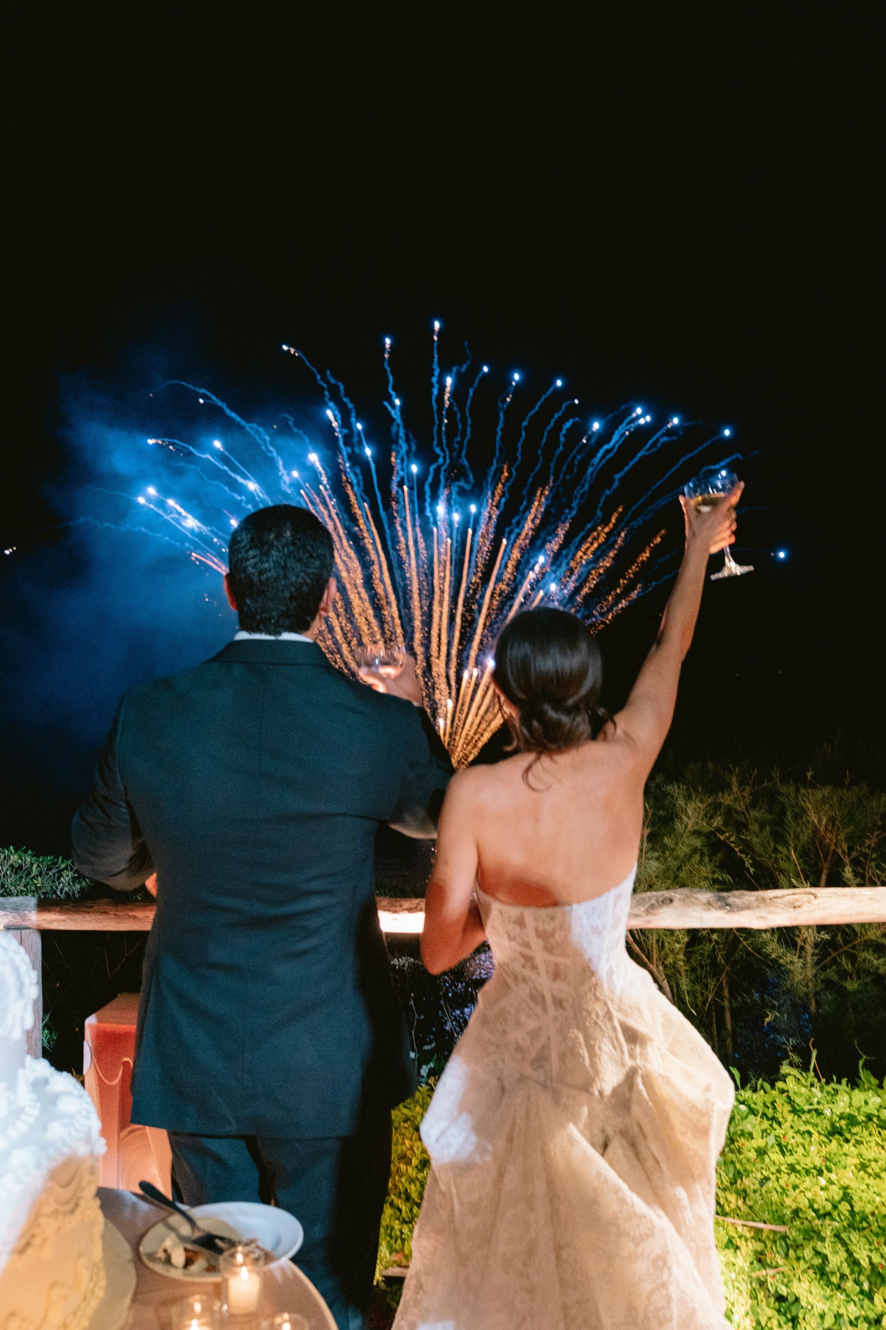 A Train Strike, a Bag of Chips, and a Cloudless Sky: Casey &amp; Anthony's Wedding at Mezzatorre photo