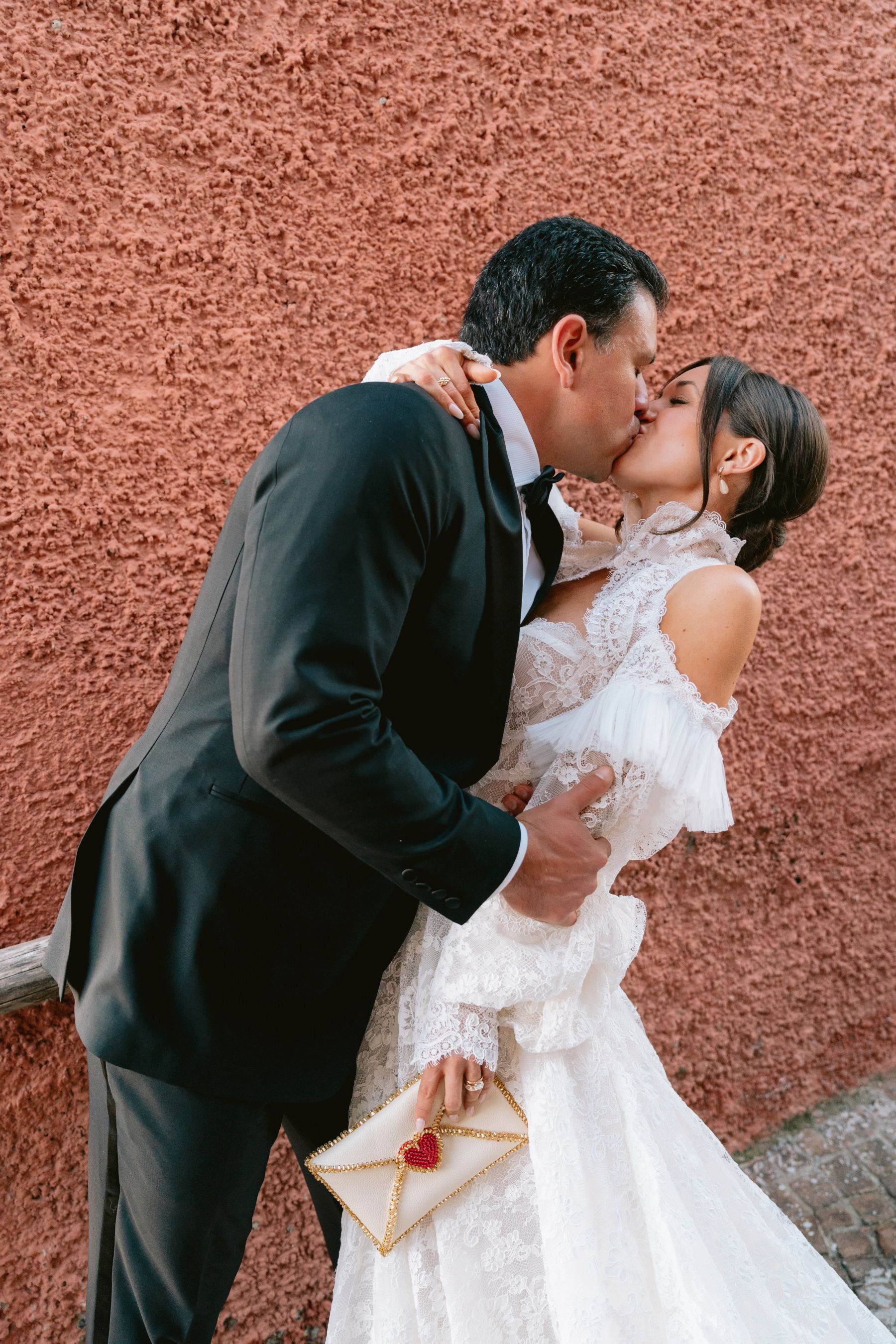 A Train Strike, a Bag of Chips, and a Cloudless Sky: Casey &amp; Anthony's Wedding at Mezzatorre photo