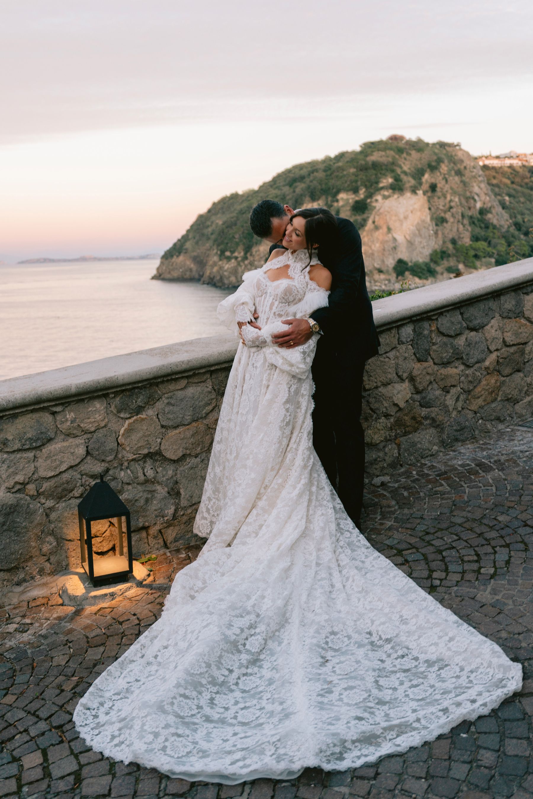 A Train Strike, a Bag of Chips, and a Cloudless Sky: Casey &amp; Anthony's Wedding at Mezzatorre photo