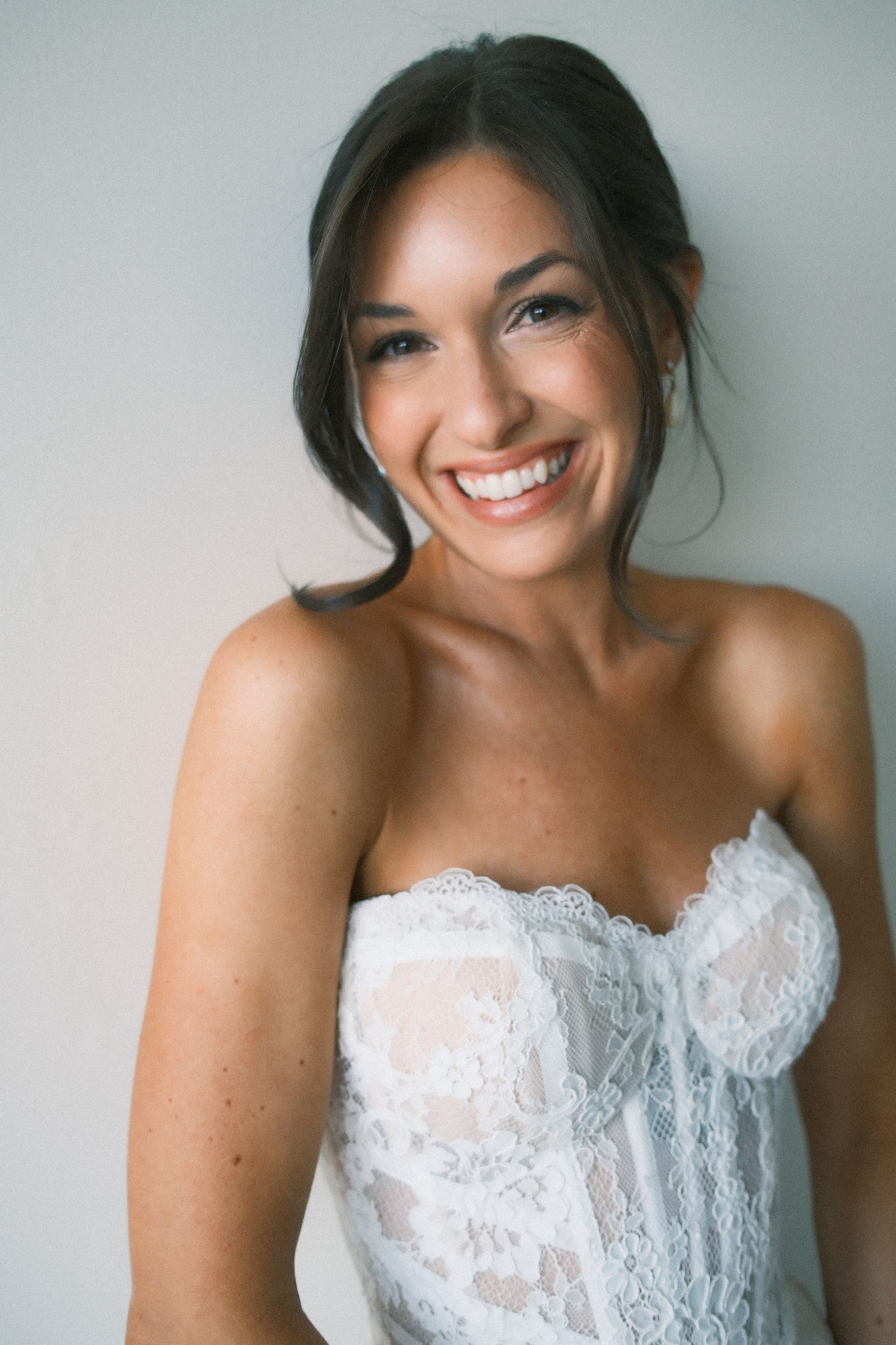 A Train Strike, a Bag of Chips, and a Cloudless Sky: Casey &amp; Anthony's Wedding at Mezzatorre photo