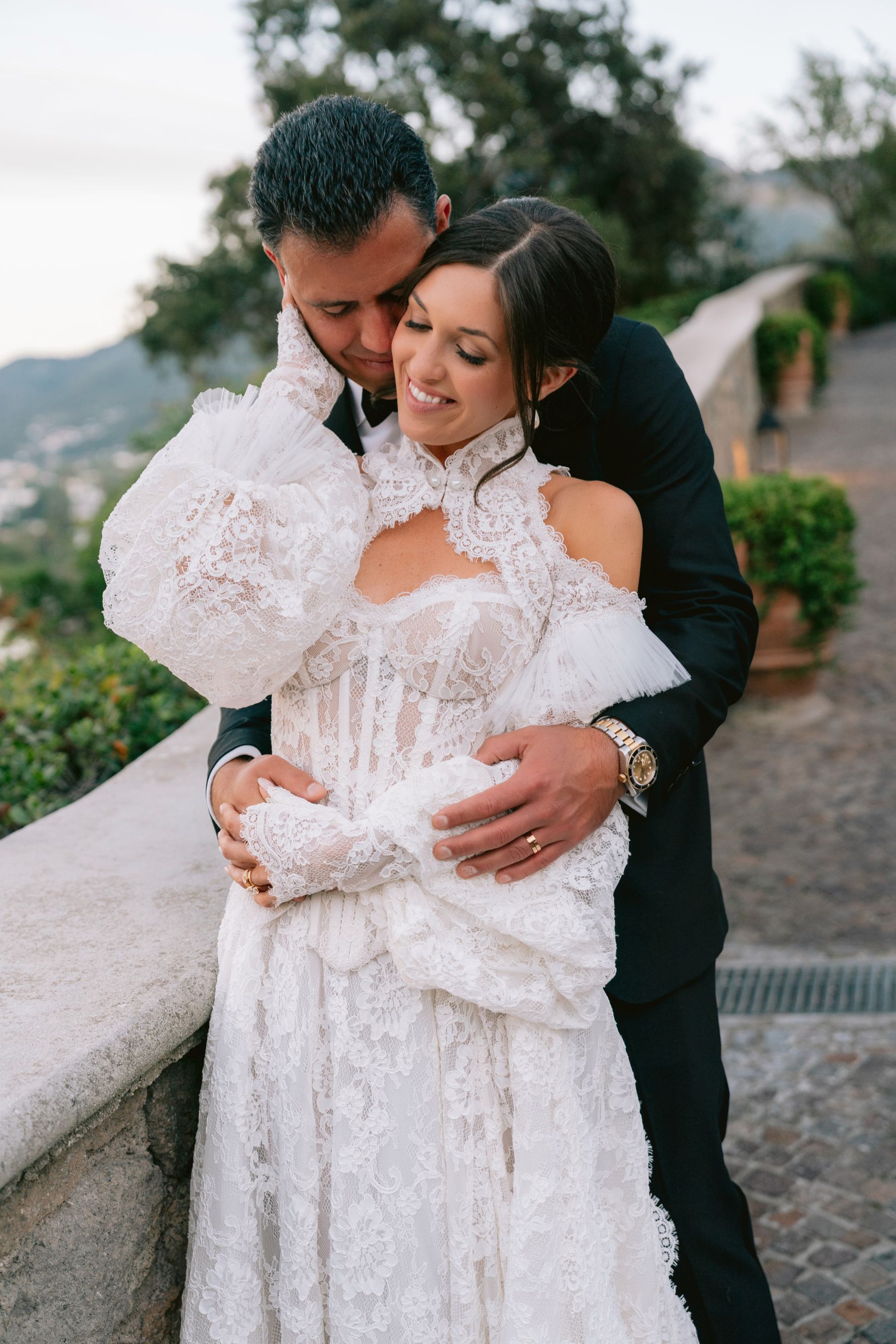 A Train Strike, a Bag of Chips, and a Cloudless Sky: Casey &amp; Anthony's Wedding at Mezzatorre photo