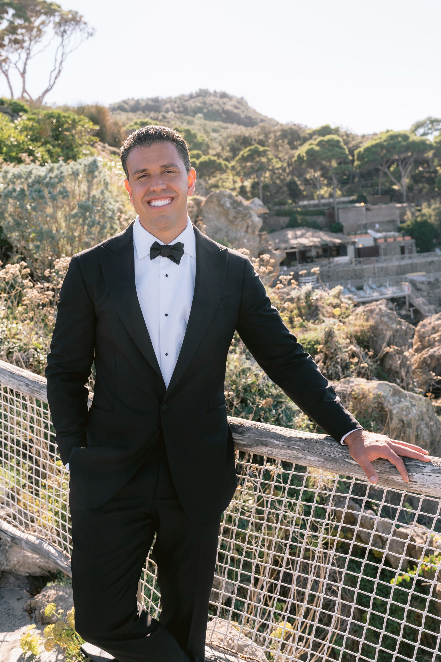A Train Strike, a Bag of Chips, and a Cloudless Sky: Casey &amp; Anthony's Wedding at Mezzatorre photo