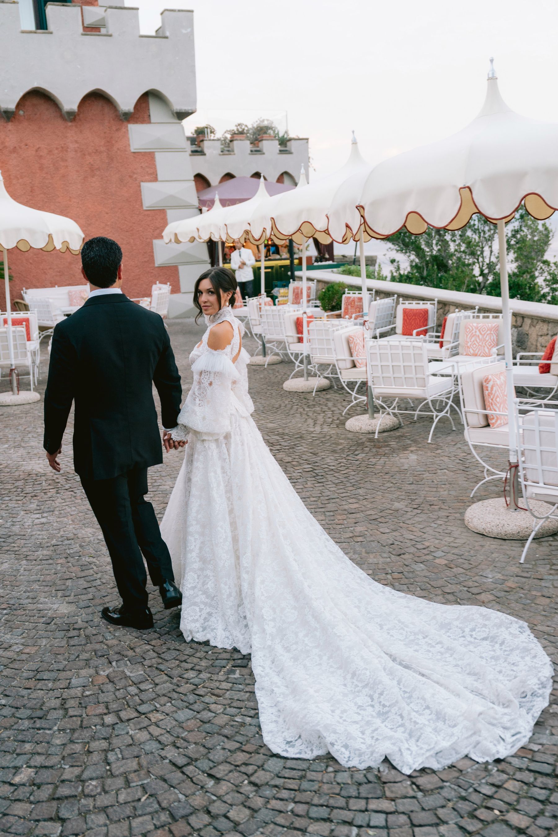 A Train Strike, a Bag of Chips, and a Cloudless Sky: Casey &amp; Anthony's Wedding at Mezzatorre photo