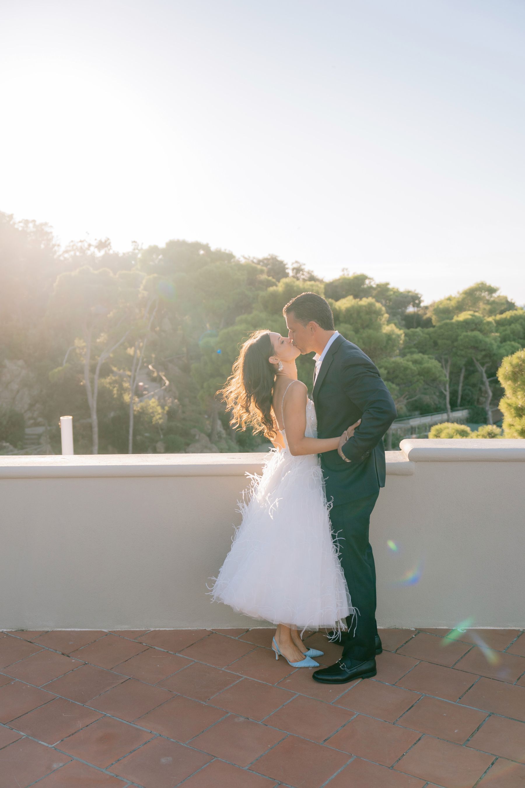 A Train Strike, a Bag of Chips, and a Cloudless Sky: Casey &amp; Anthony's Wedding at Mezzatorre photo