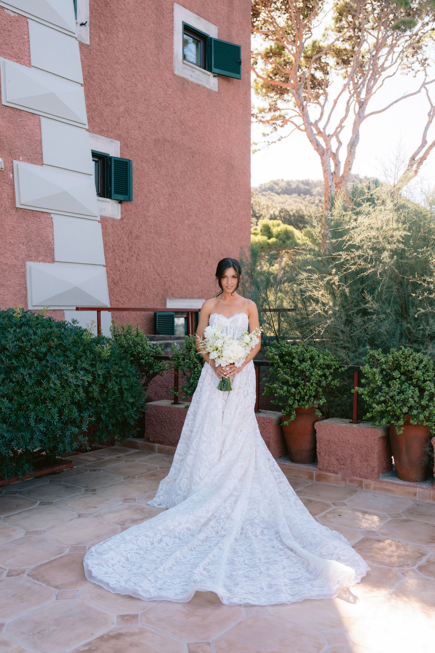 A Train Strike, a Bag of Chips, and a Cloudless Sky: Casey &amp; Anthony's Wedding at Mezzatorre photo