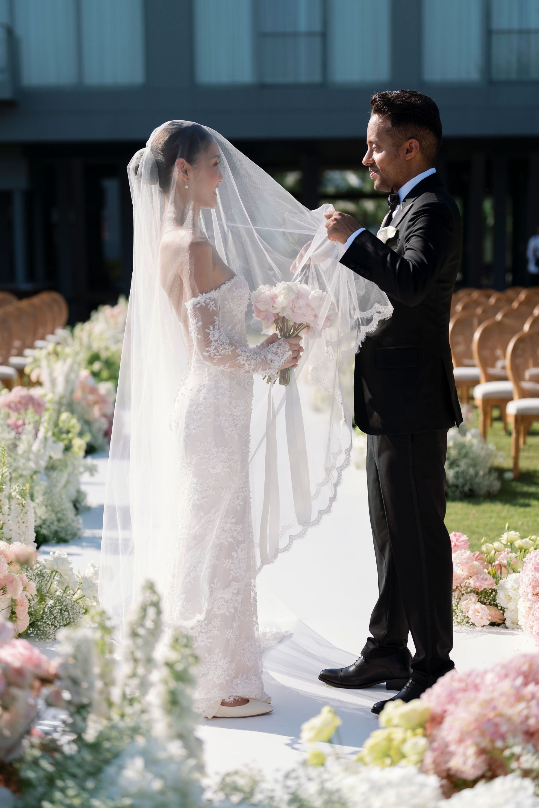 He Took 163 Flights to Get to Her: Kiki &amp; Thavidu's Wedding at COMO Point Yamu, Phuket photo