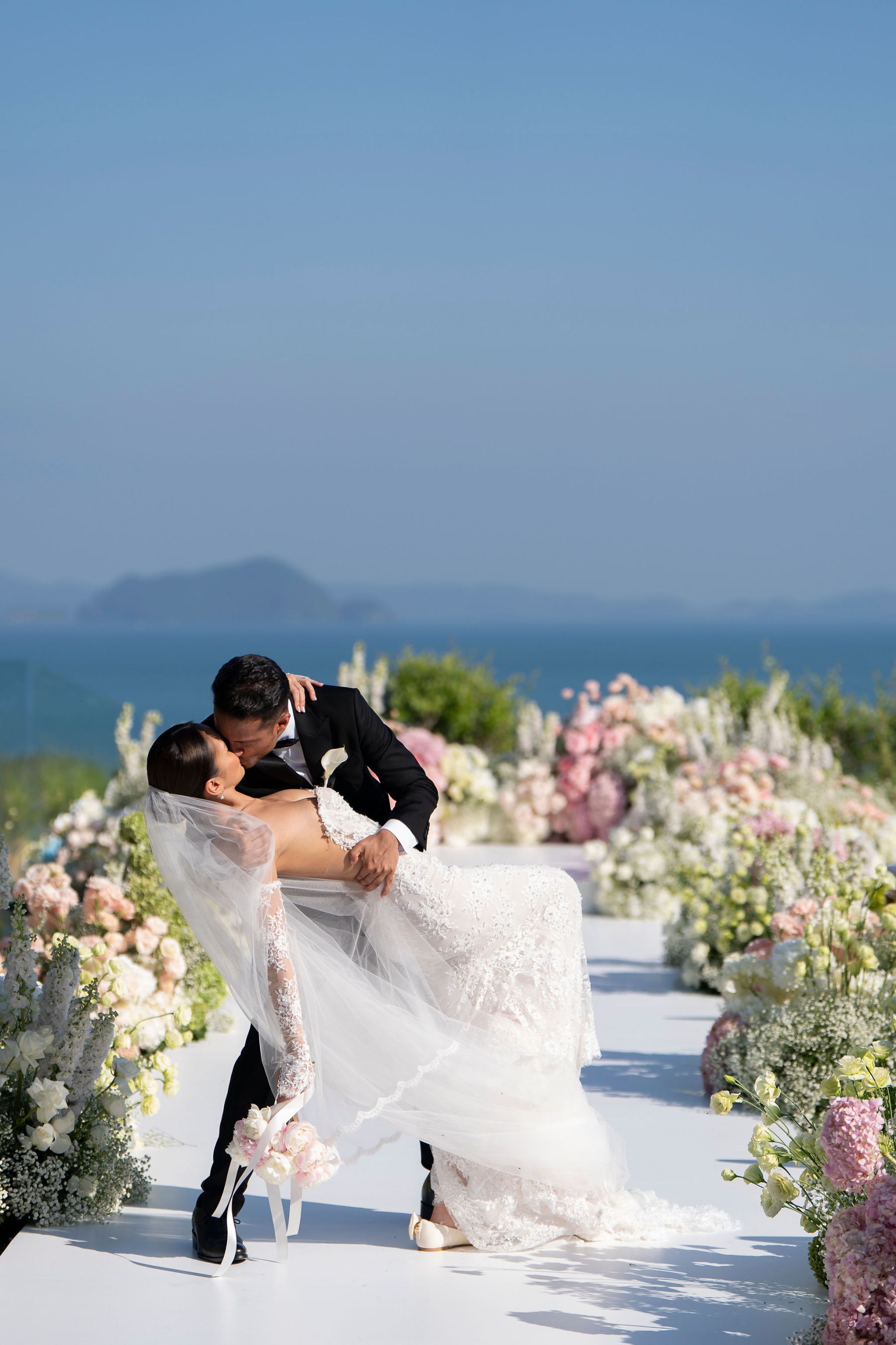 He Took 163 Flights to Get to Her: Kiki &amp; Thavidu's Wedding at COMO Point Yamu, Phuket photo