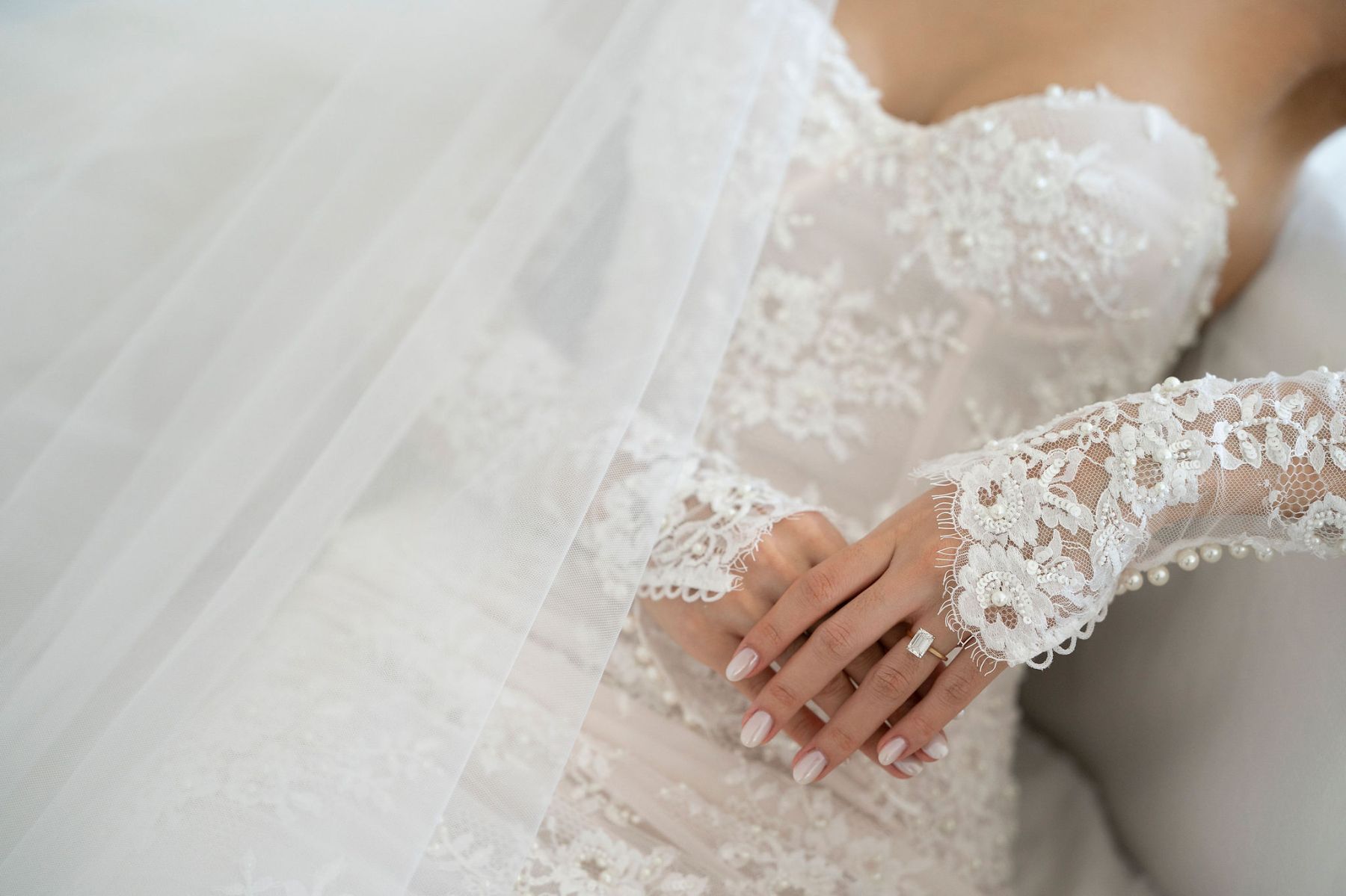 He Took 163 Flights to Get to Her: Kiki &amp; Thavidu's Wedding at COMO Point Yamu, Phuket photo