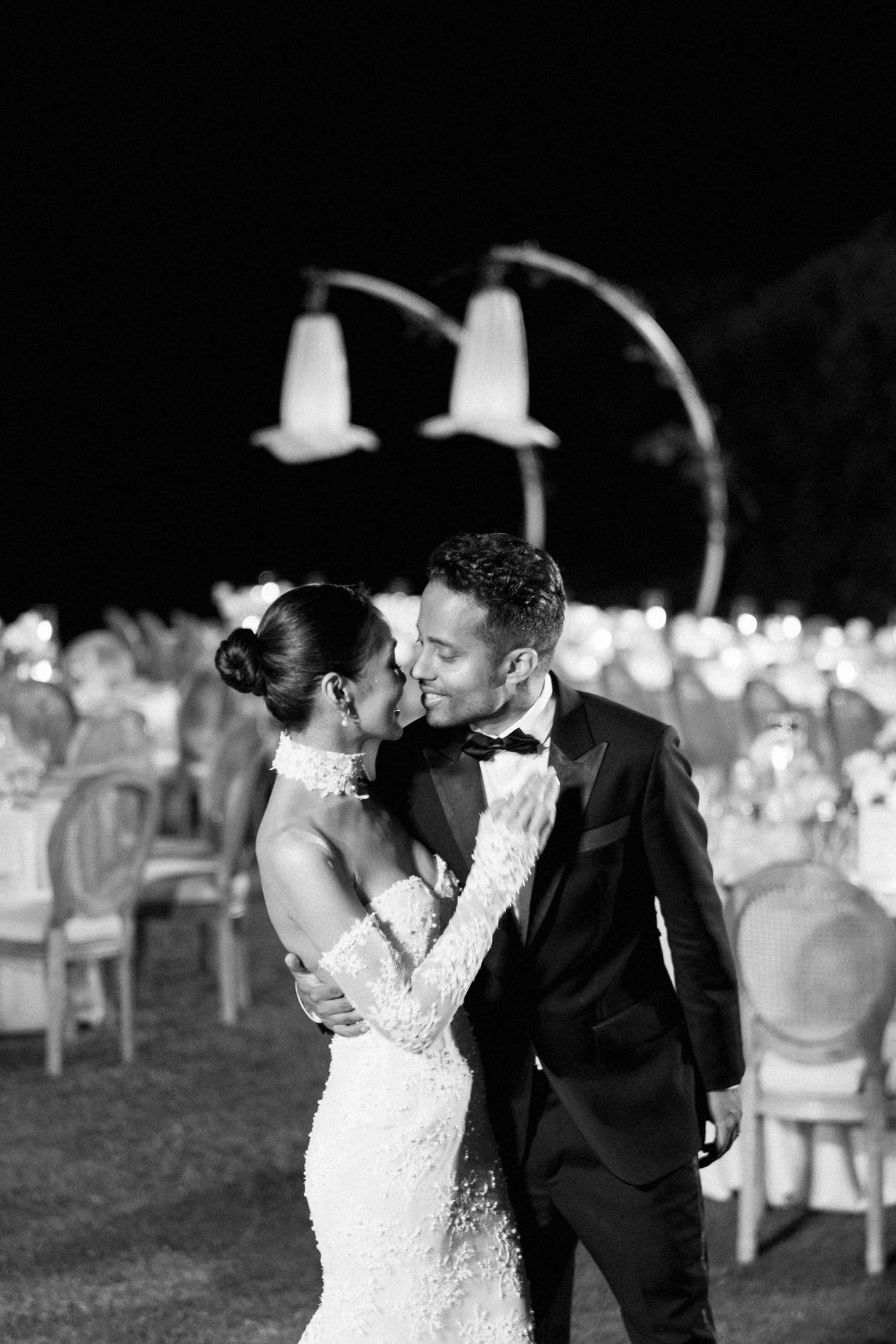He Took 163 Flights to Get to Her: Kiki &amp; Thavidu's Wedding at COMO Point Yamu, Phuket photo