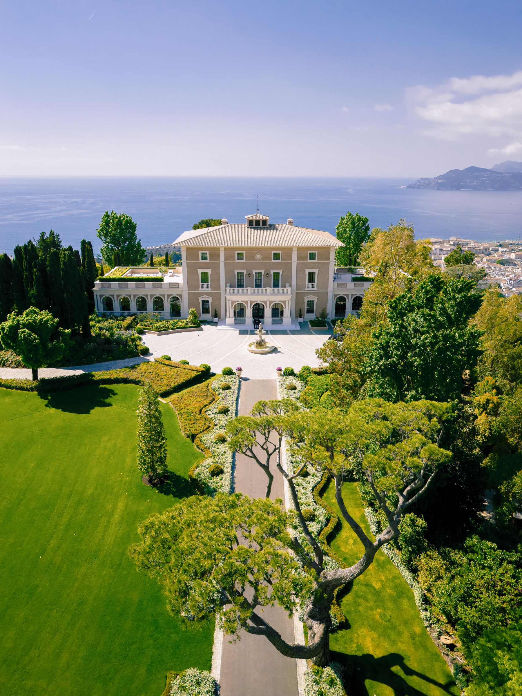 “The Kind of Wedding Every Girl Dreams Of”: Nika &amp; Nika’s Wedding at Château de la Croix des Gardes, Cannes photo
