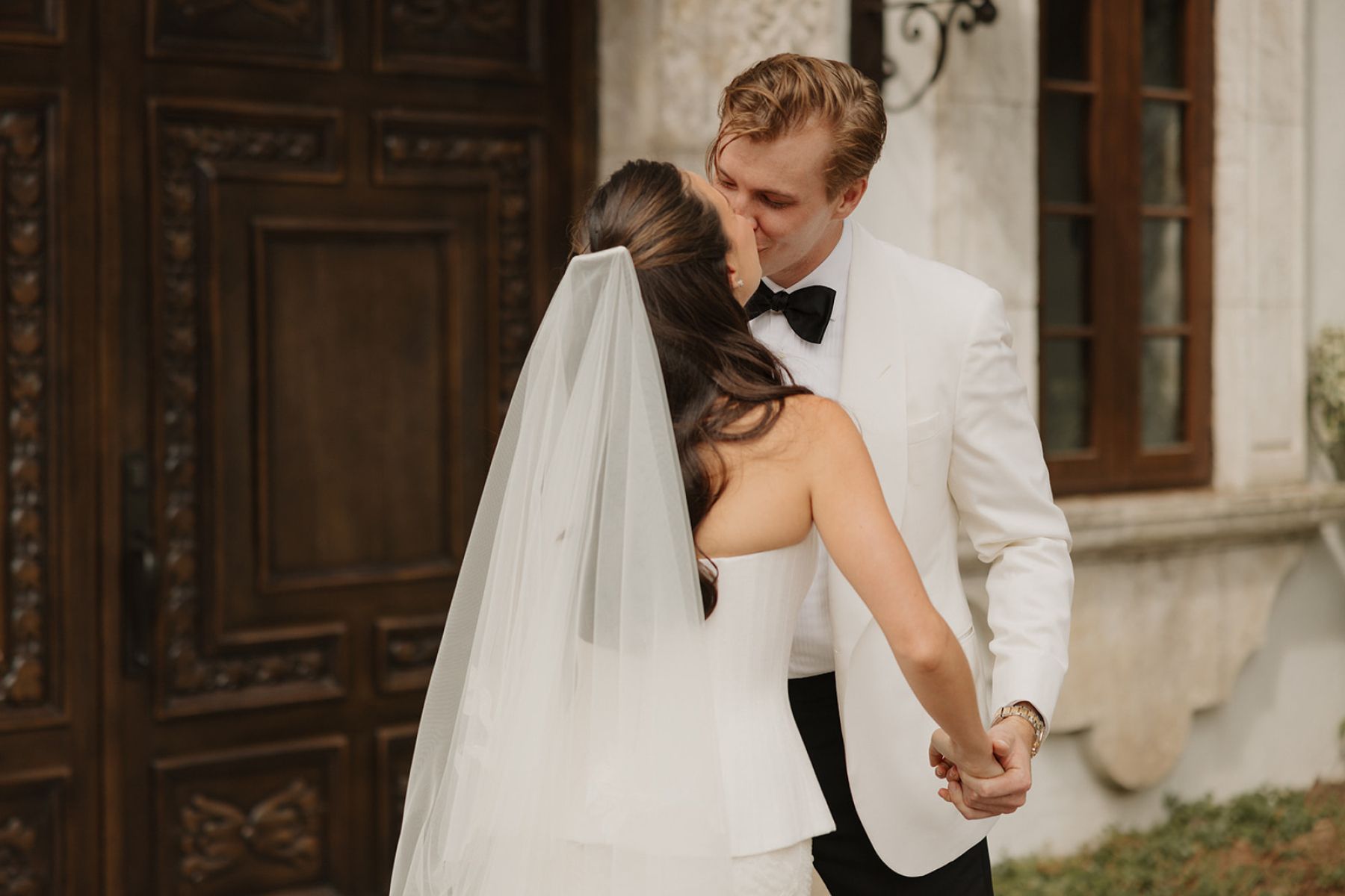 A Garden Party, a Hacienda Chapel, and a Tequila Train: Viviana &amp; Alex's Wedding at Herencia de Allende photo
