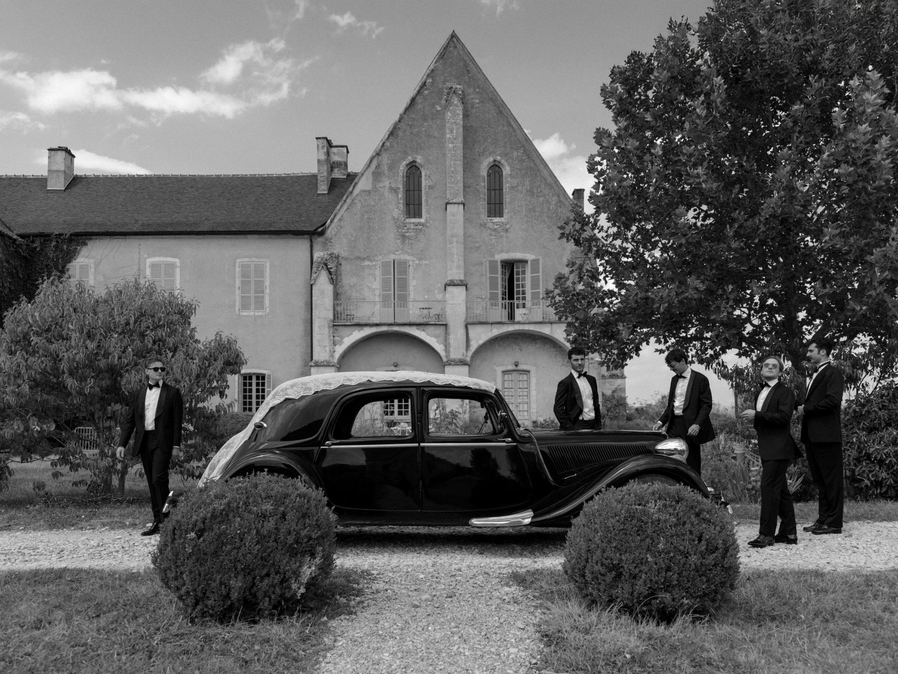 Look at Me, I Have Something to Ask You: Léanne &amp; Louis's Wedding at a Burgundy Abbey photo