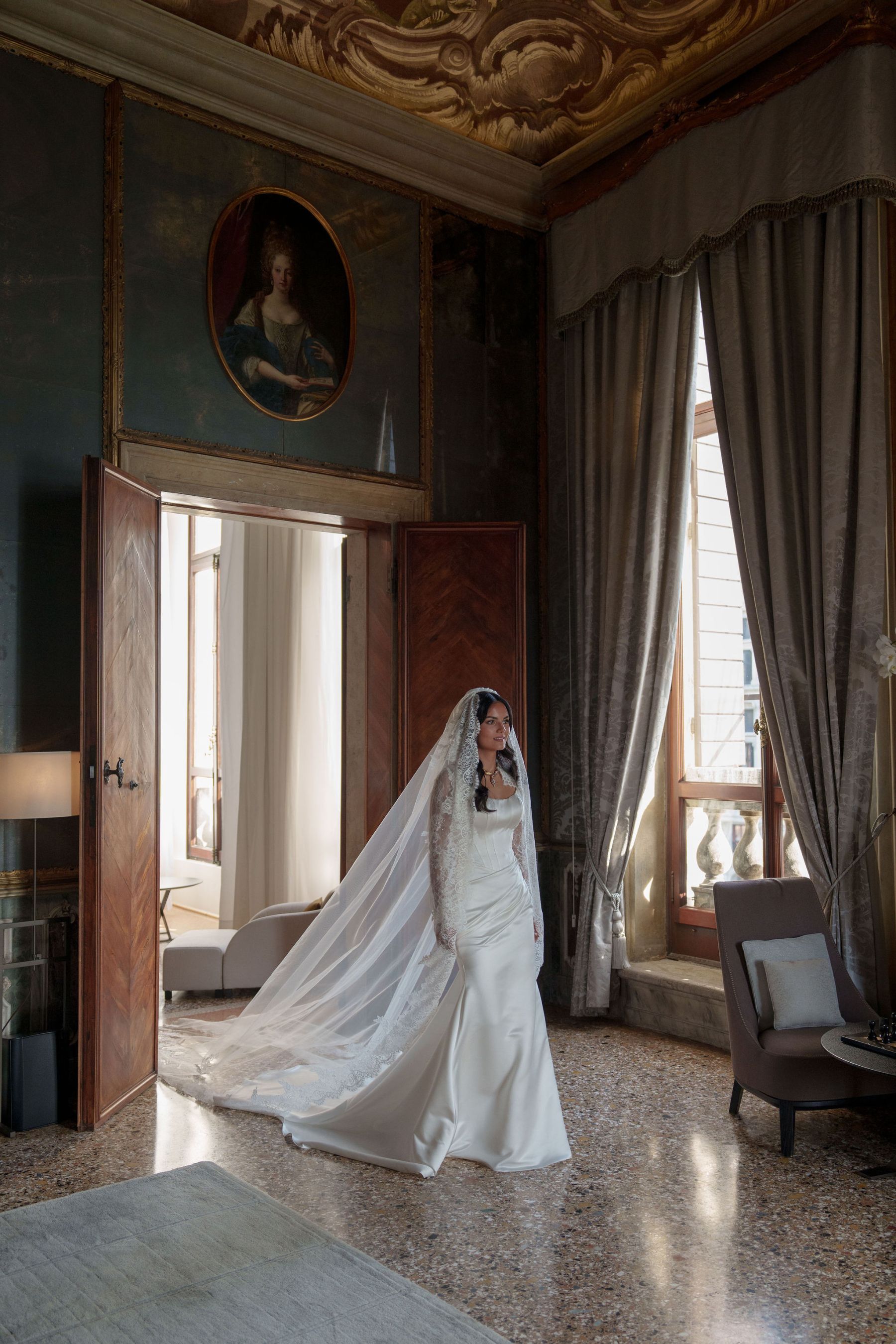 A Modern Venetian Ball: Claire &amp; Arthur's Wedding at Palazzo Pisani Moretta photo