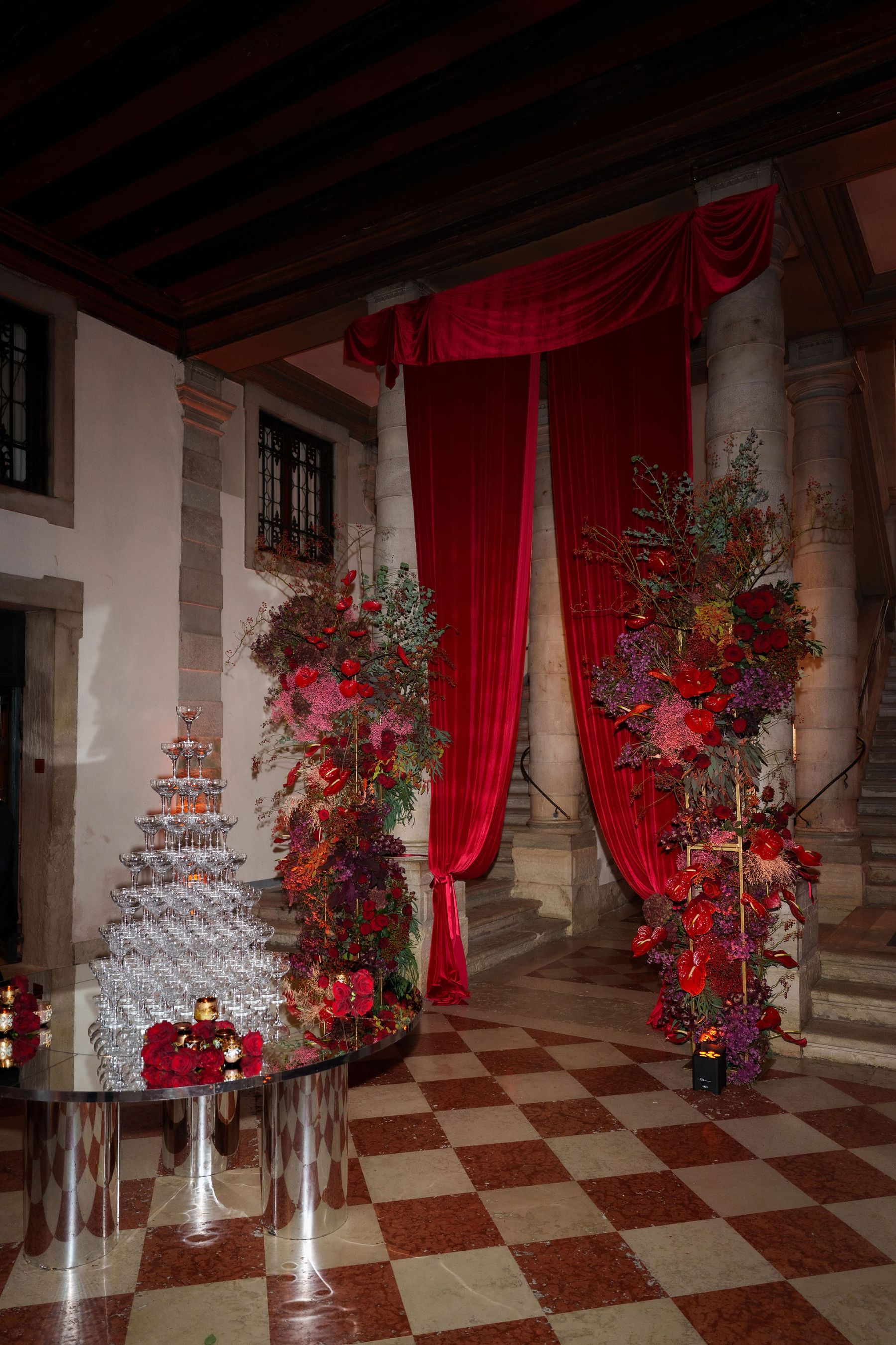 A Modern Venetian Ball: Claire &amp; Arthur's Wedding at Palazzo Pisani Moretta photo