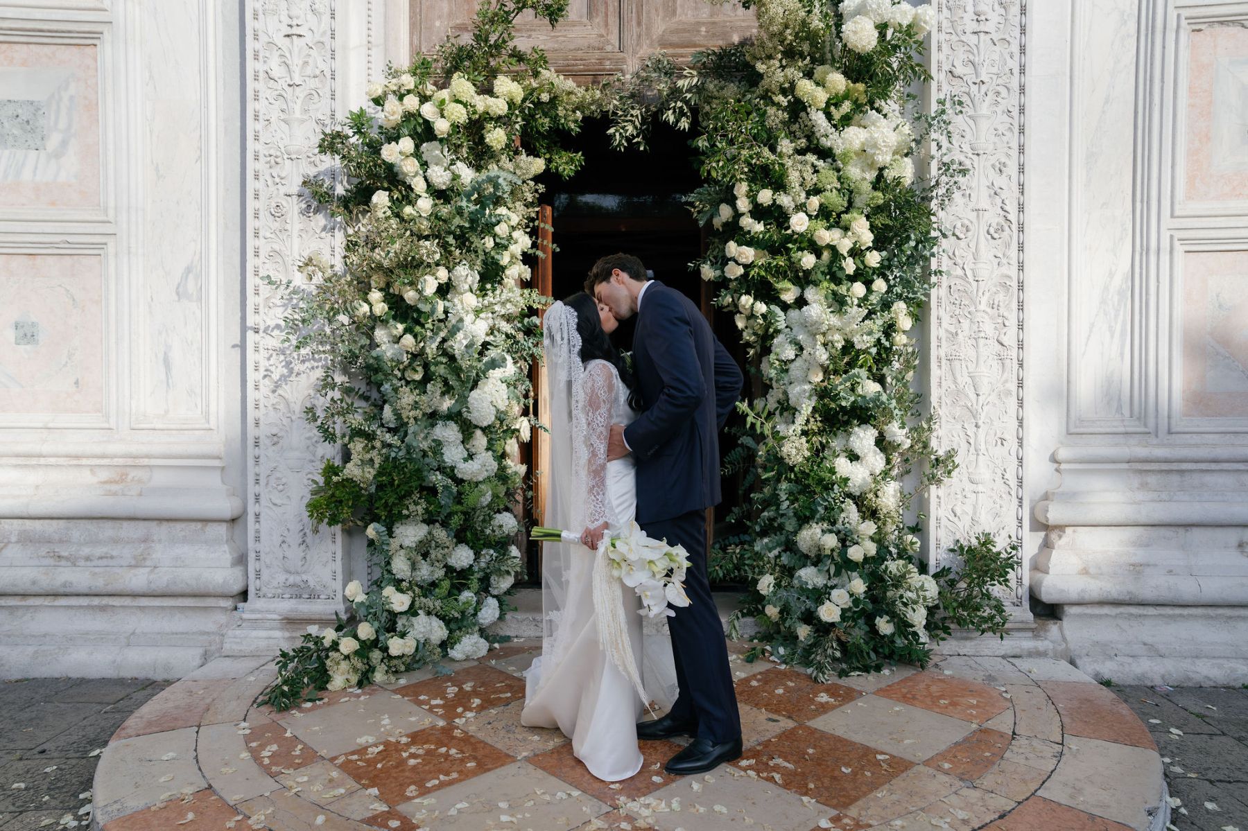 A Modern Venetian Ball: Claire &amp; Arthur's Wedding at Palazzo Pisani Moretta photo