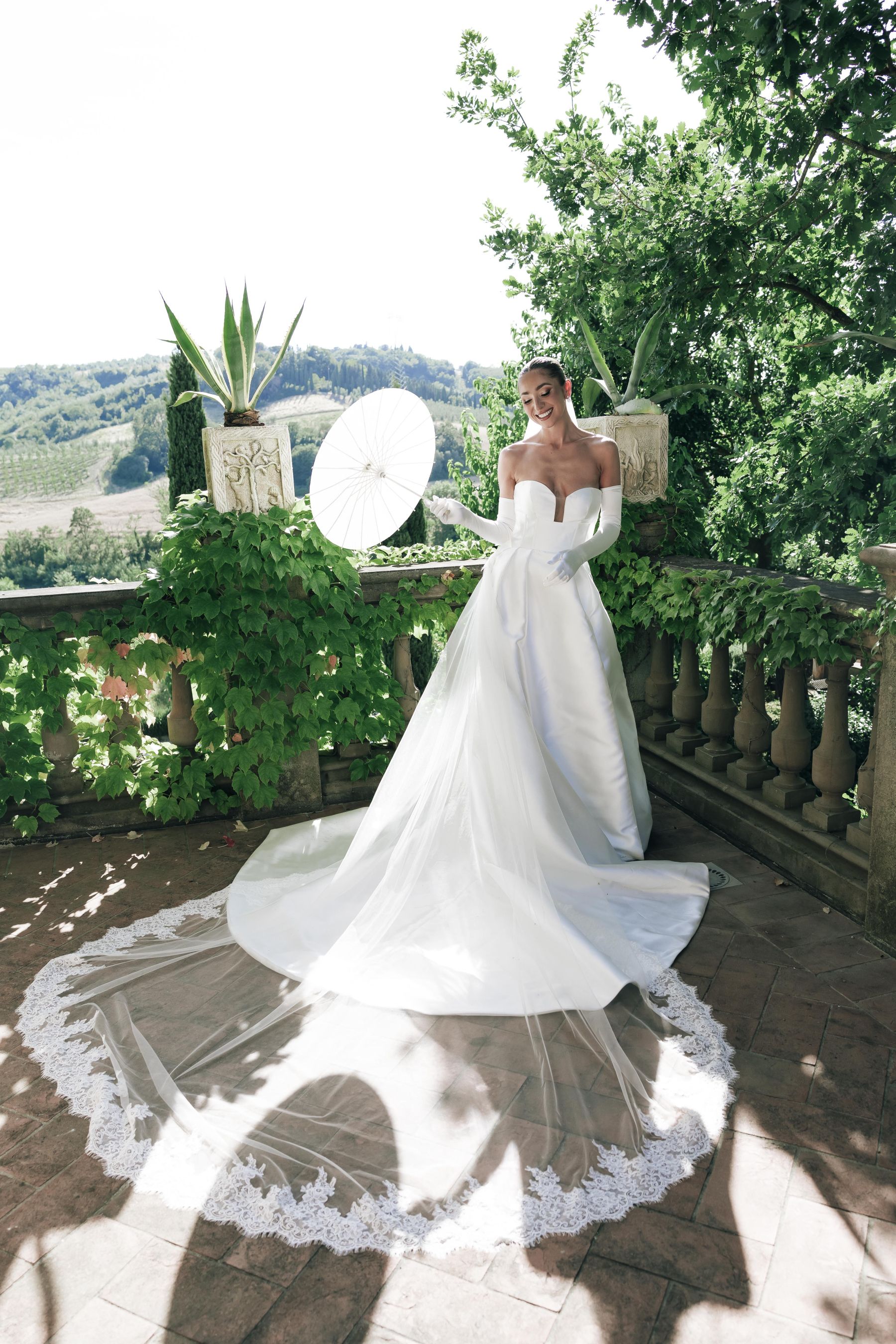 They Wrote Down Their Dream Venue Separately - Both Said Tuscany: Lindsey &amp; Lewis's Wedding at Tenuta Corbinaia photo