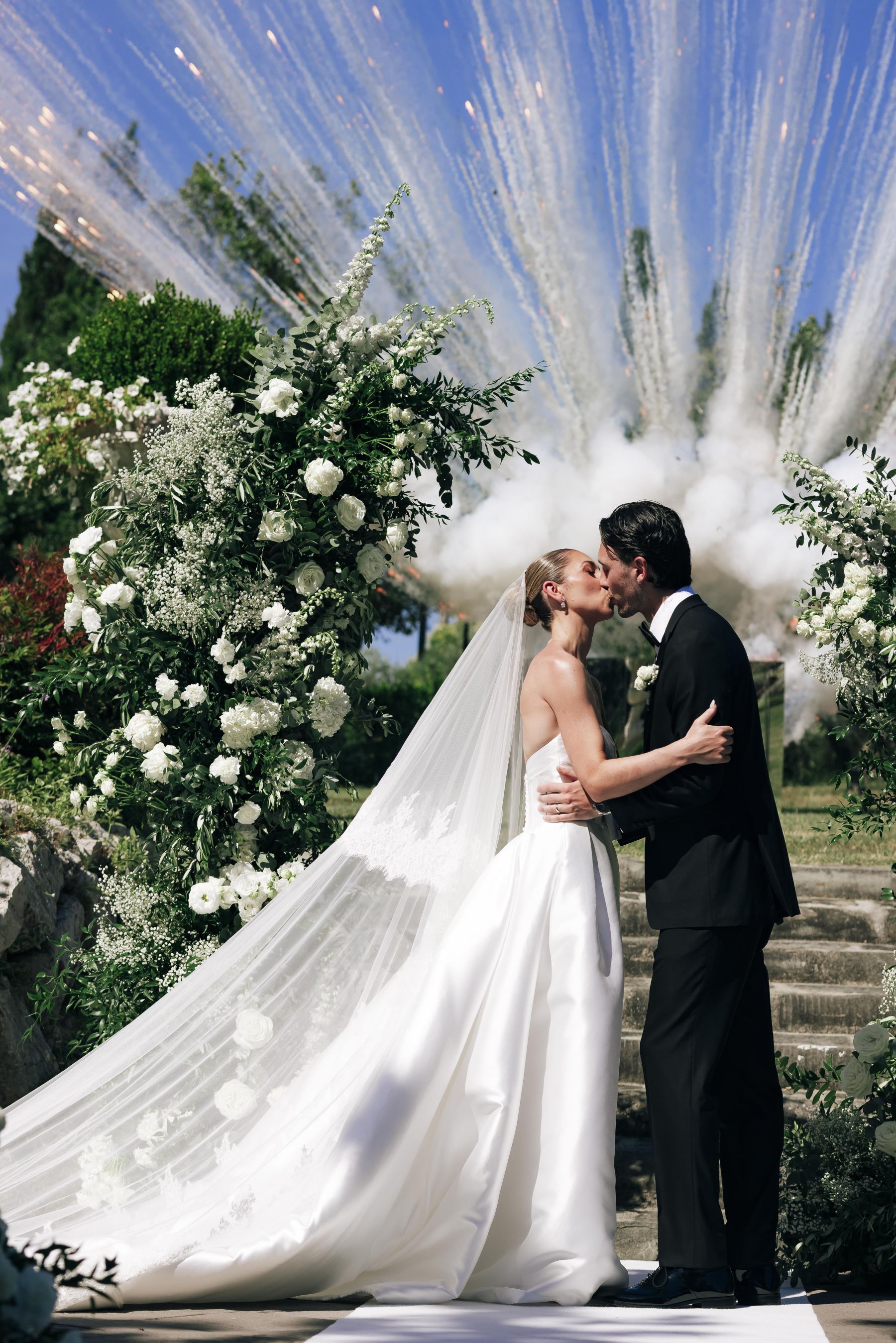 They Wrote Down Their Dream Venue Separately - Both Said Tuscany: Lindsey &amp; Lewis's Wedding at Tenuta Corbinaia photo
