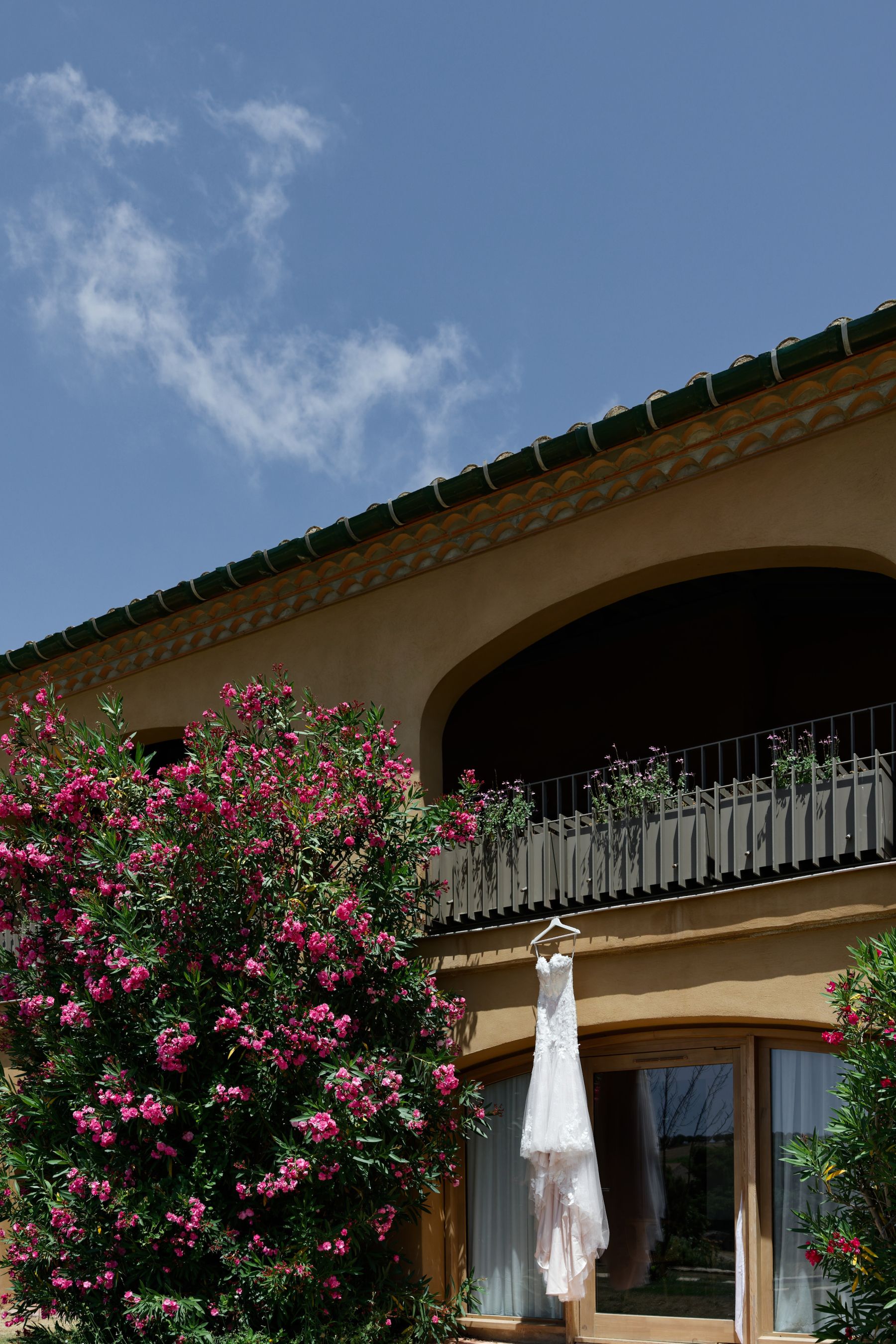 A South of France Weekend to Remember: Jasmine &amp; Max’s Wedding at Château l’Hospitalet photo