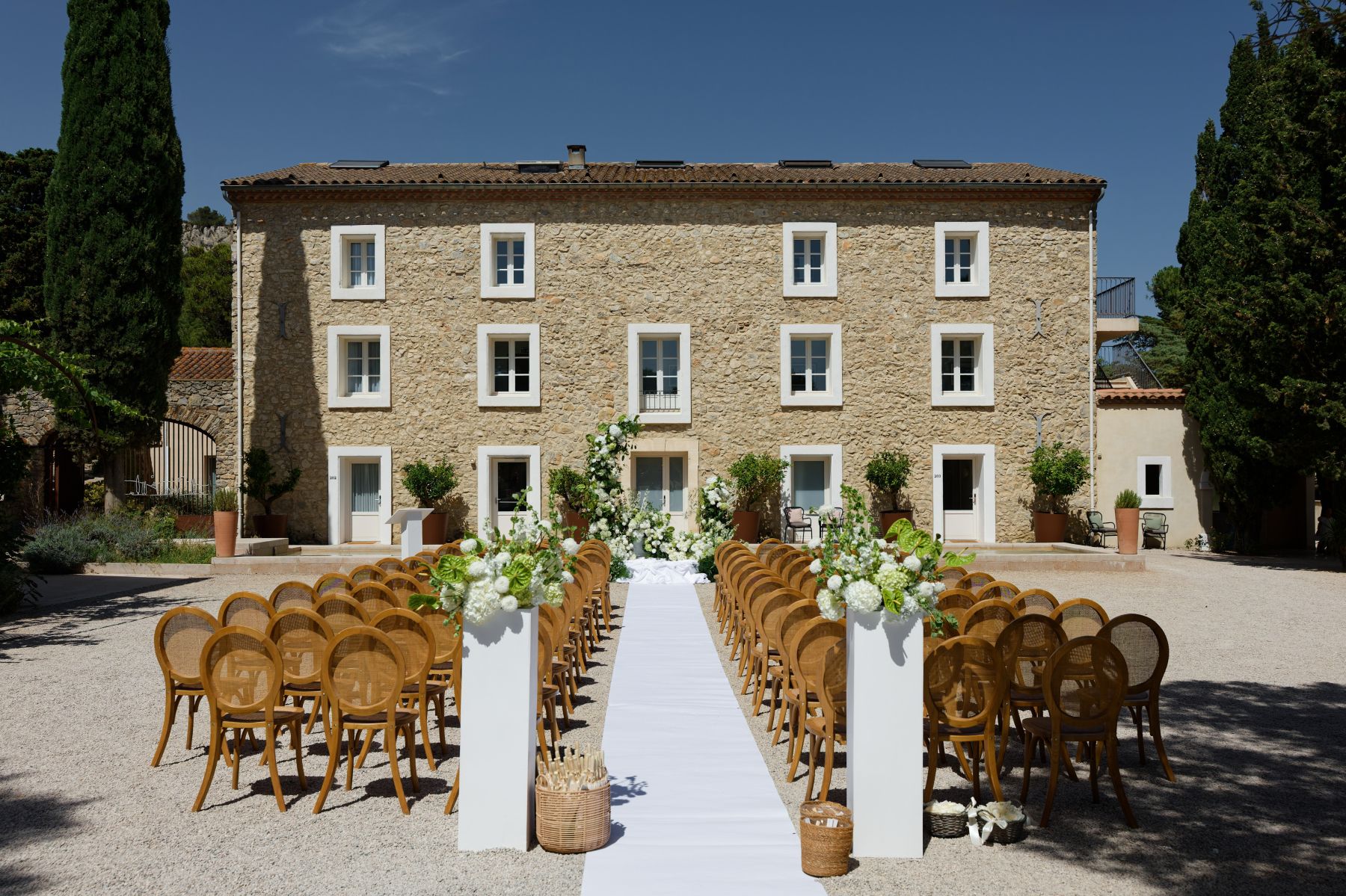 A South of France Weekend to Remember: Jasmine &amp; Max’s Wedding at Château l’Hospitalet photo