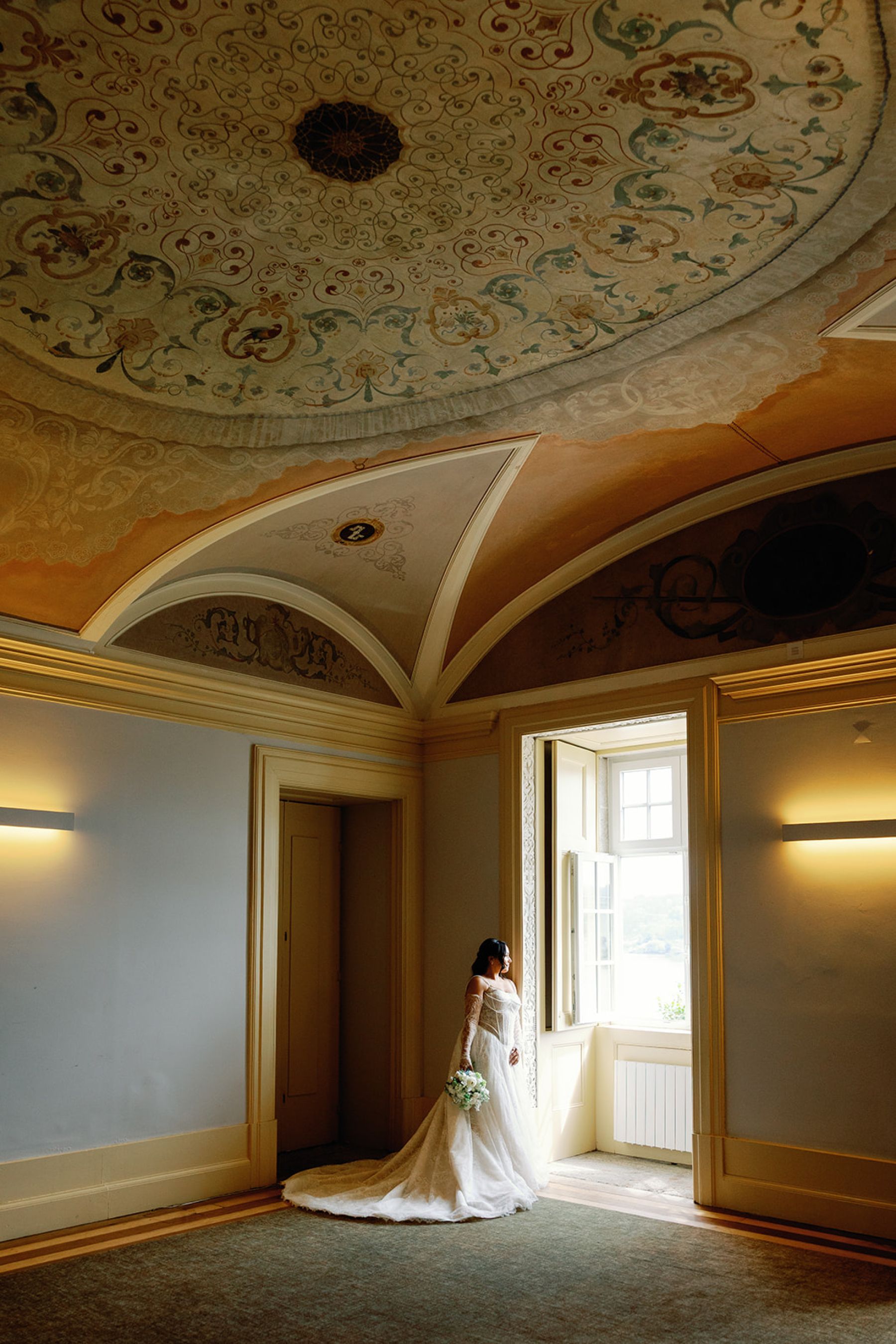 No Cake, All Fireworks: Hannah &amp; James's Wedding at Pestana Palácio do Freixo photo