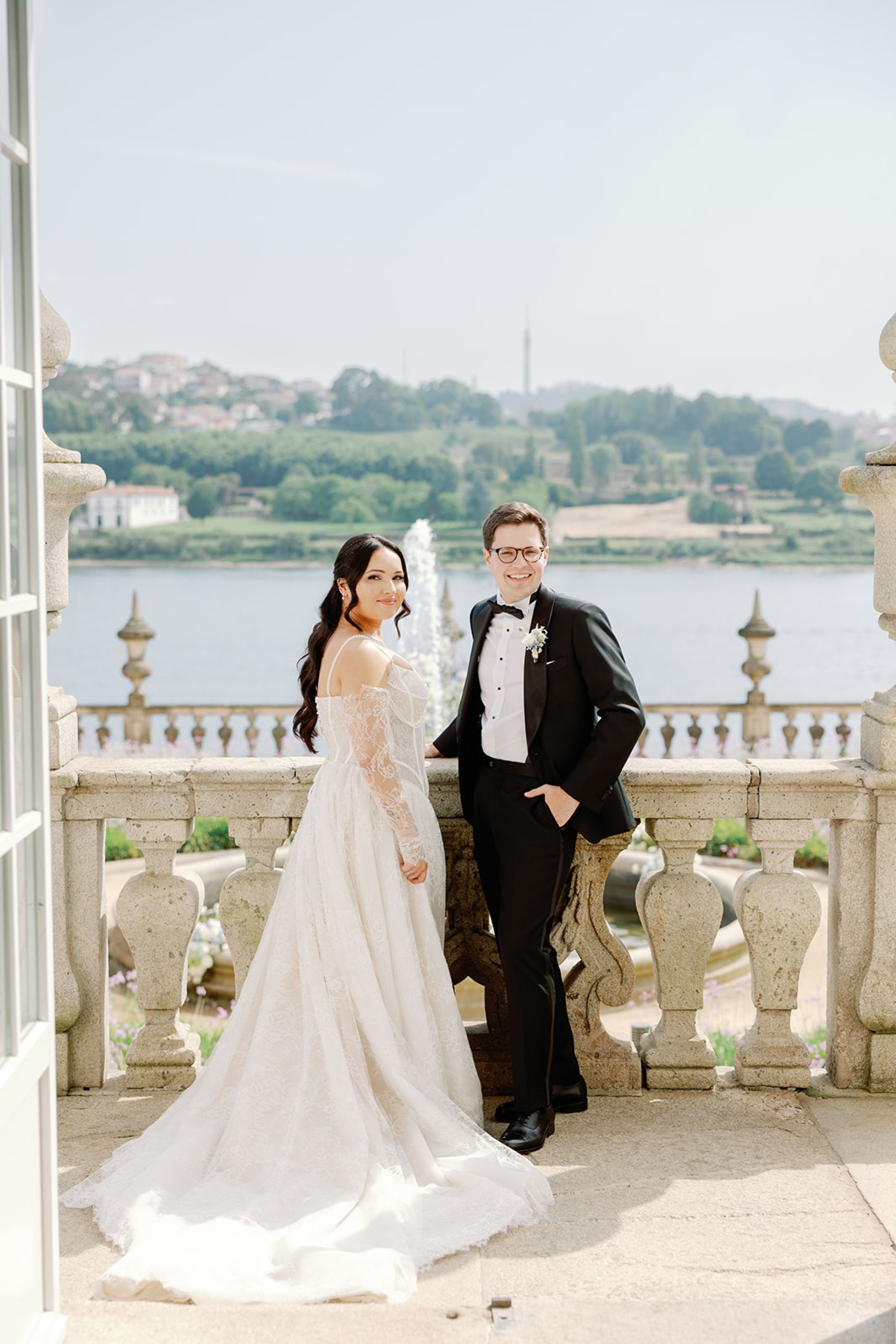 No Cake, All Fireworks: Hannah &amp; James's Wedding at Pestana Palácio do Freixo photo