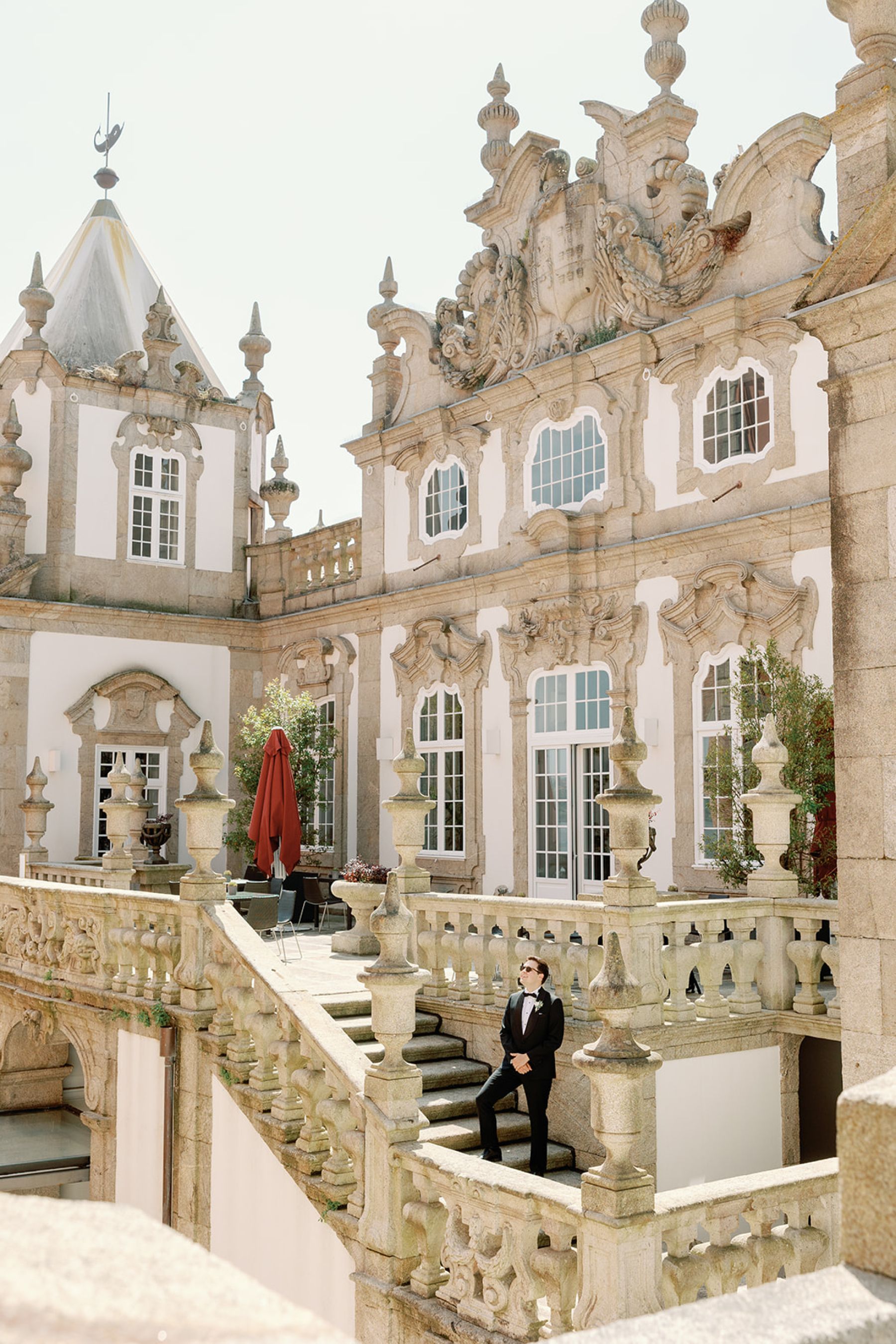 No Cake, All Fireworks: Hannah &amp; James's Wedding at Pestana Palácio do Freixo photo