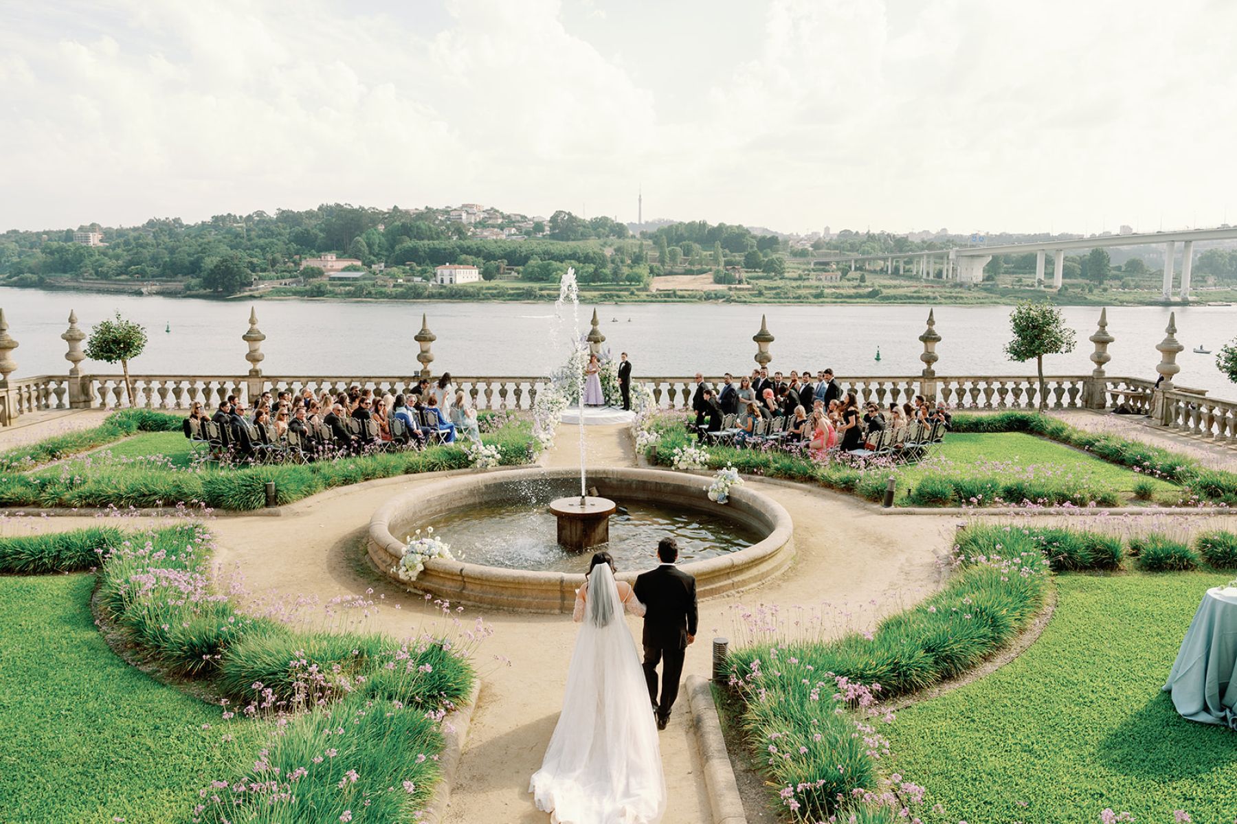 No Cake, All Fireworks: Hannah &amp; James's Wedding at Pestana Palácio do Freixo photo