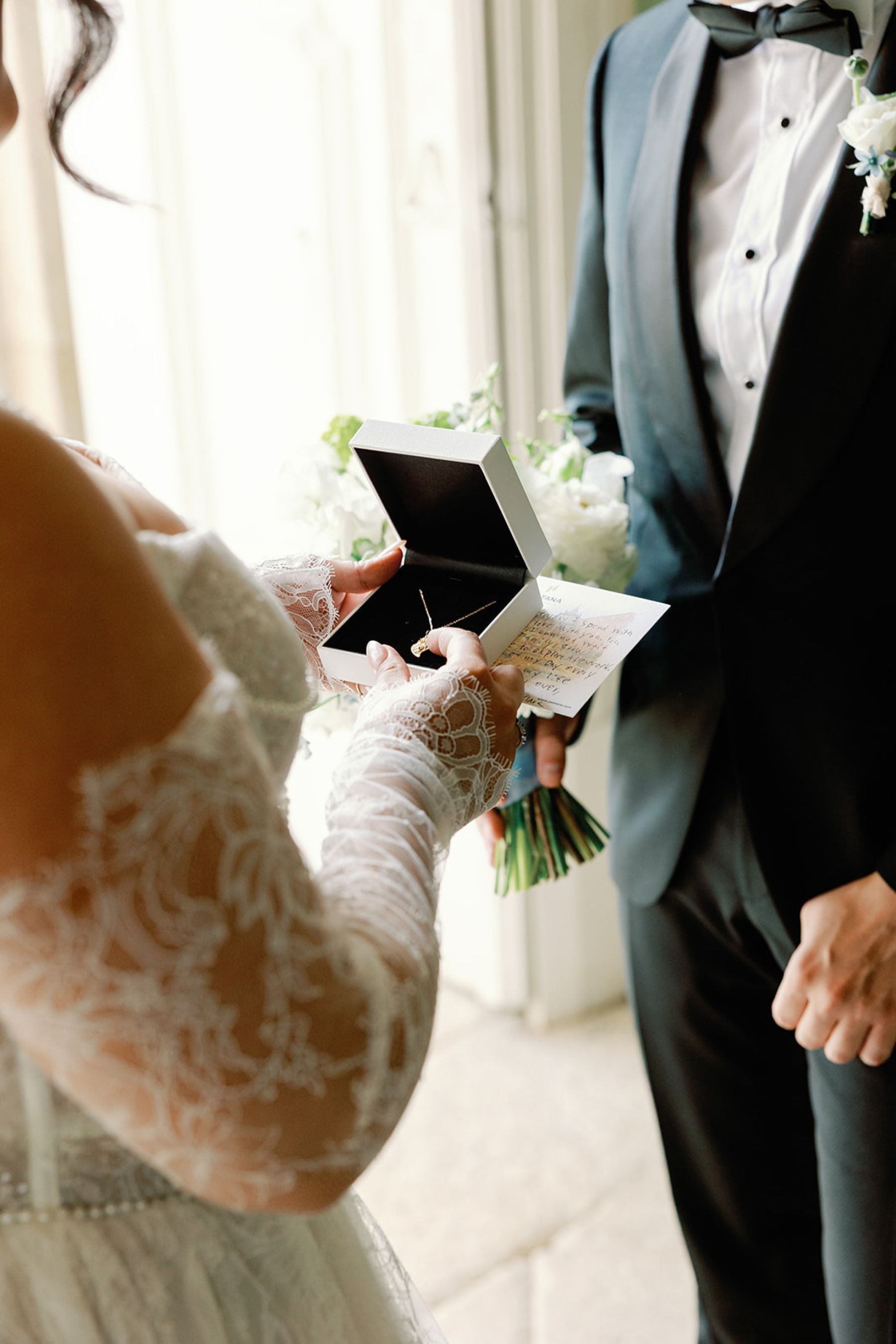 No Cake, All Fireworks: Hannah &amp; James's Wedding at Pestana Palácio do Freixo photo