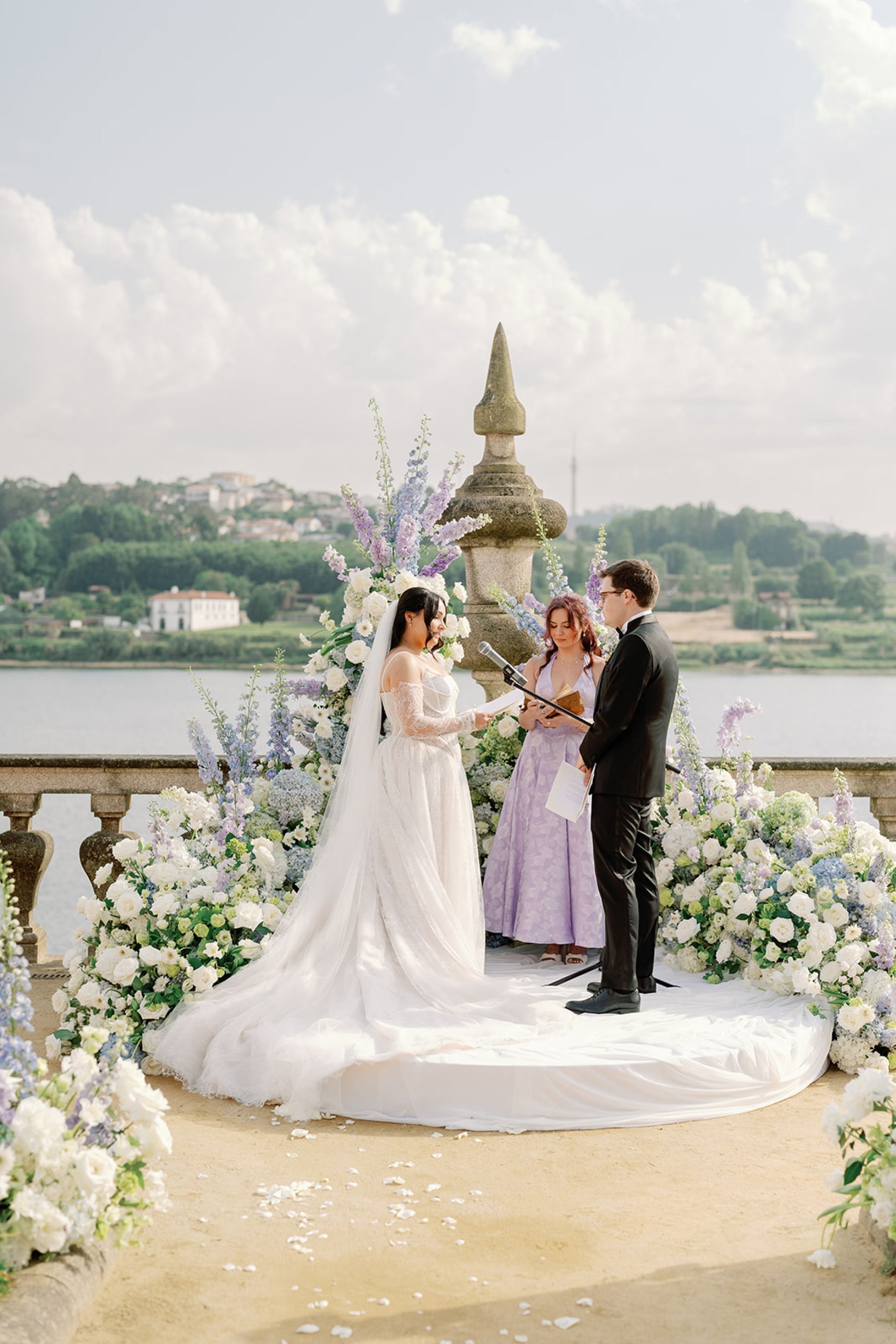 No Cake, All Fireworks: Hannah &amp; James's Wedding at Pestana Palácio do Freixo photo