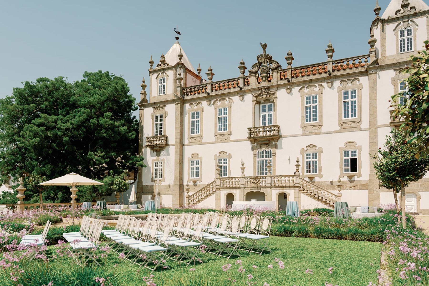 No Cake, All Fireworks: Hannah &amp; James's Wedding at Pestana Palácio do Freixo photo