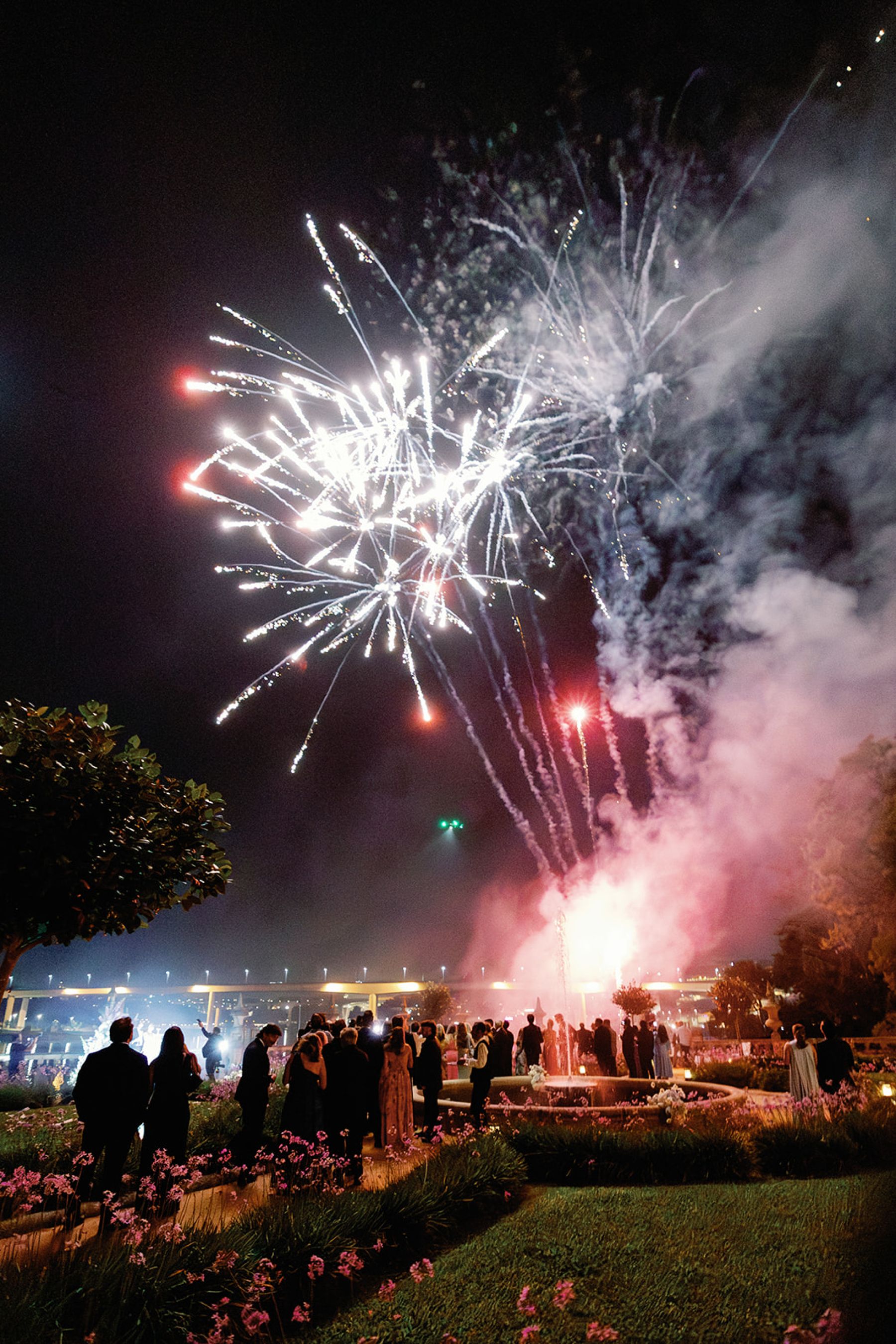 No Cake, All Fireworks: Hannah &amp; James's Wedding at Pestana Palácio do Freixo photo