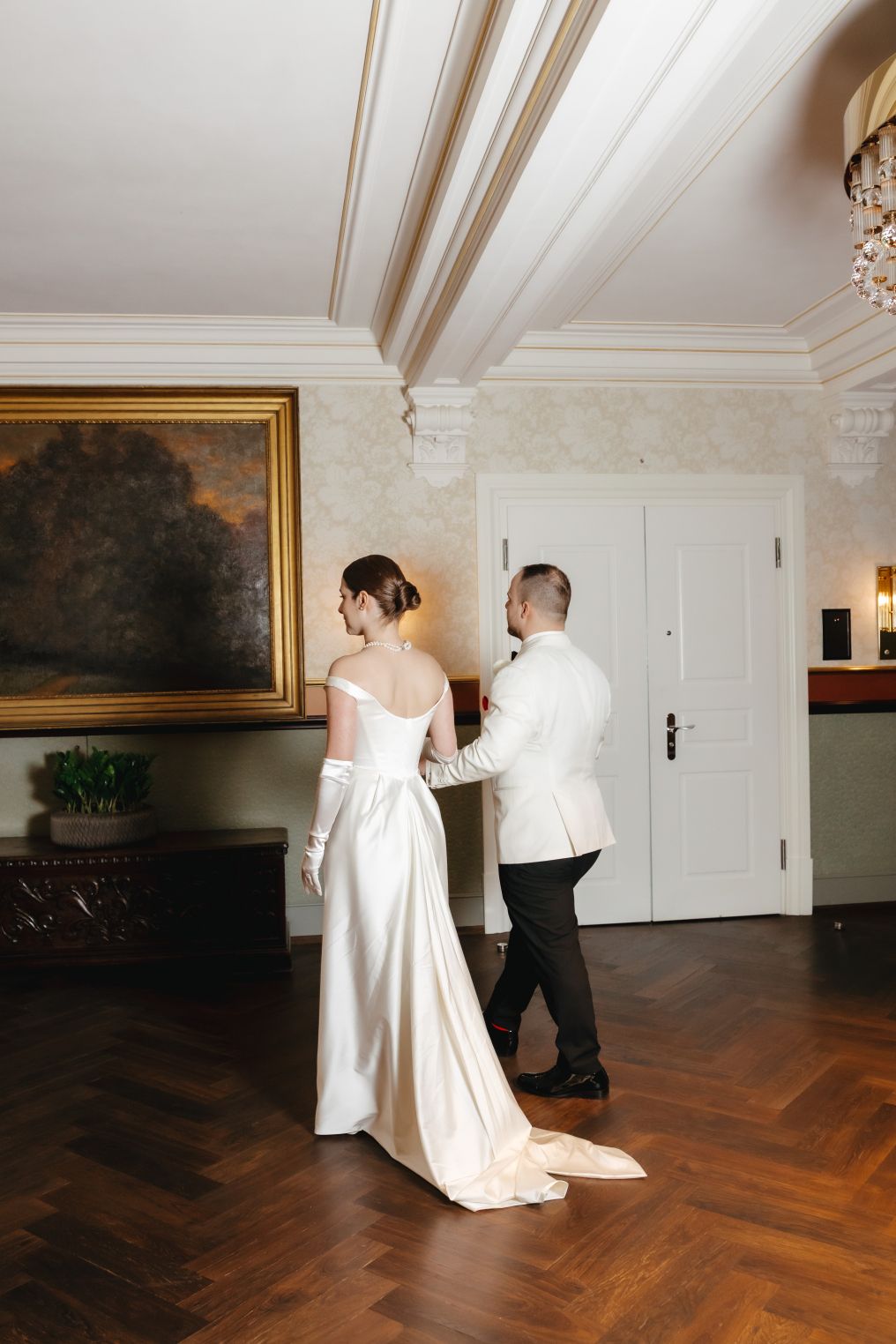 Gloria Velvet
