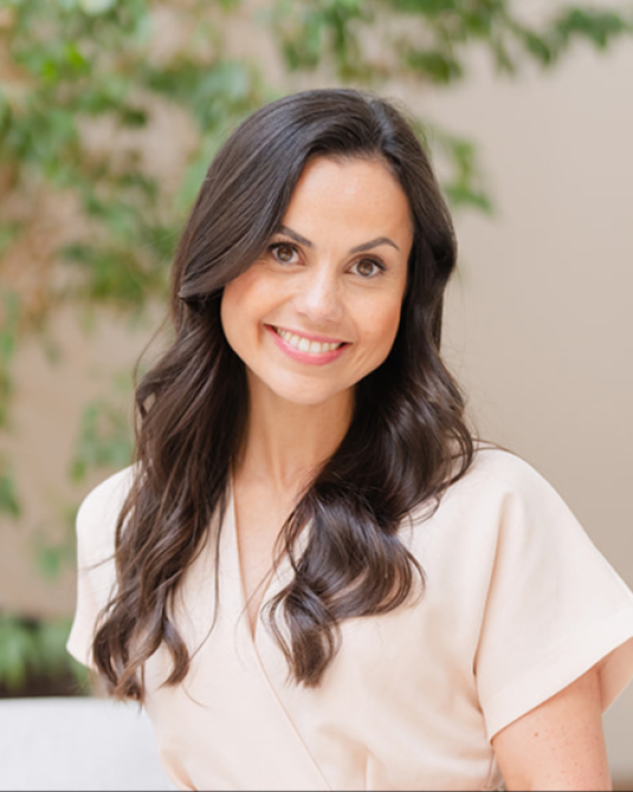 Amanda Costa Thompson