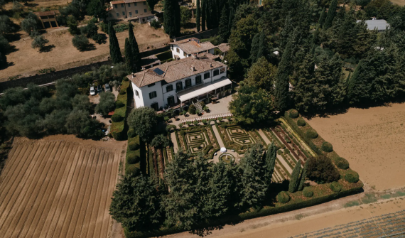Villa Merlo Nero Florence