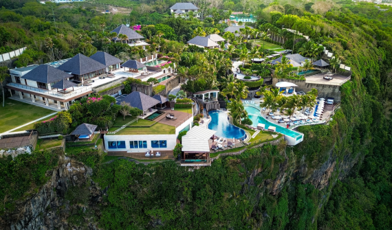 The edge Luxury Villa Resort