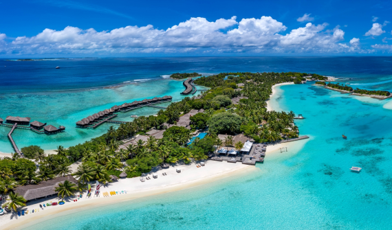 Sheraton Maldives Full Moon Resort & Spa