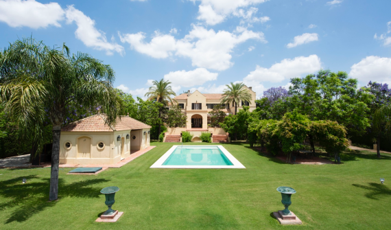 Bellasombra House