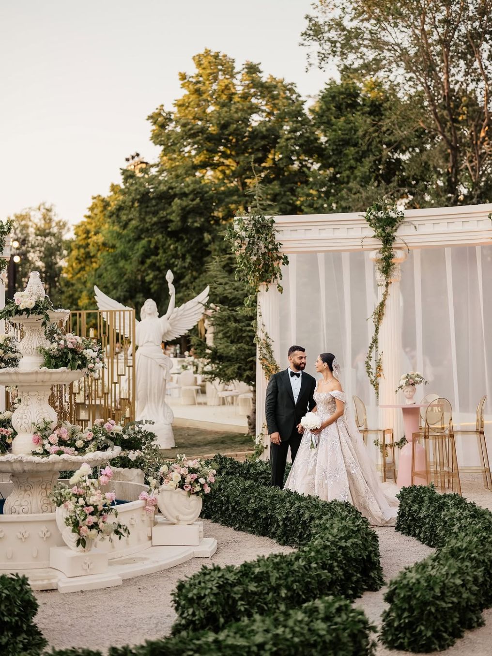 Candid Image Photographer photo