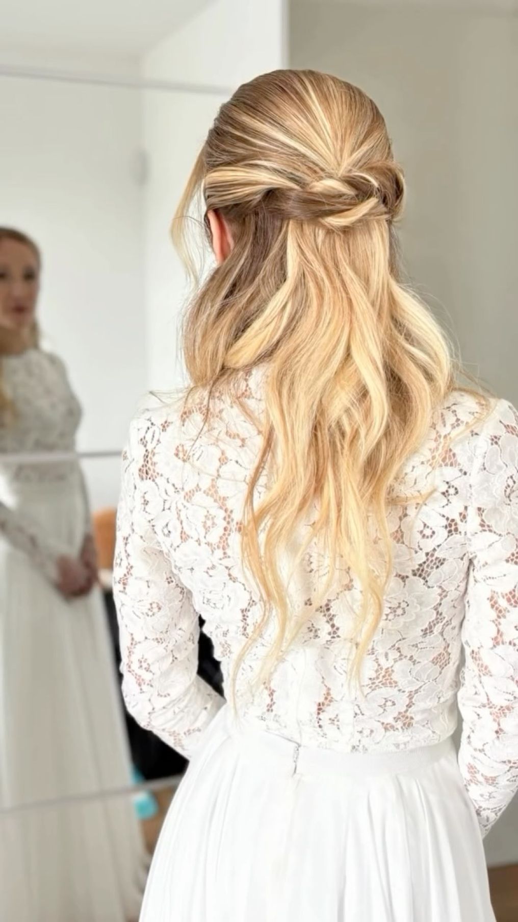 Laura Total Bridal Makeup Artist photo