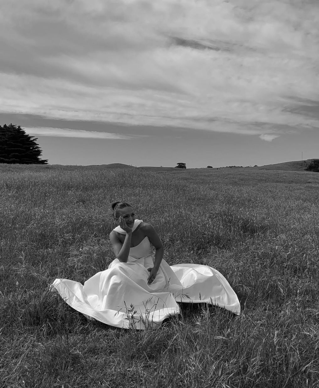 Wed Social Content Creator photo