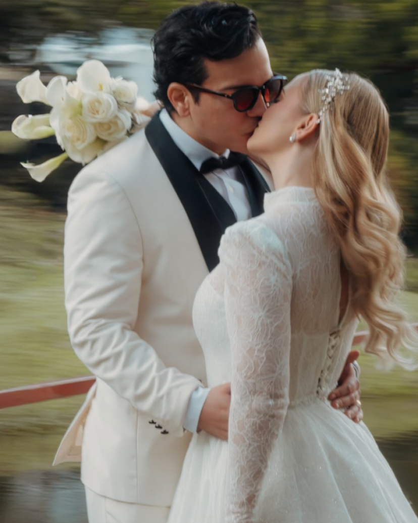 Neon Video Videographer