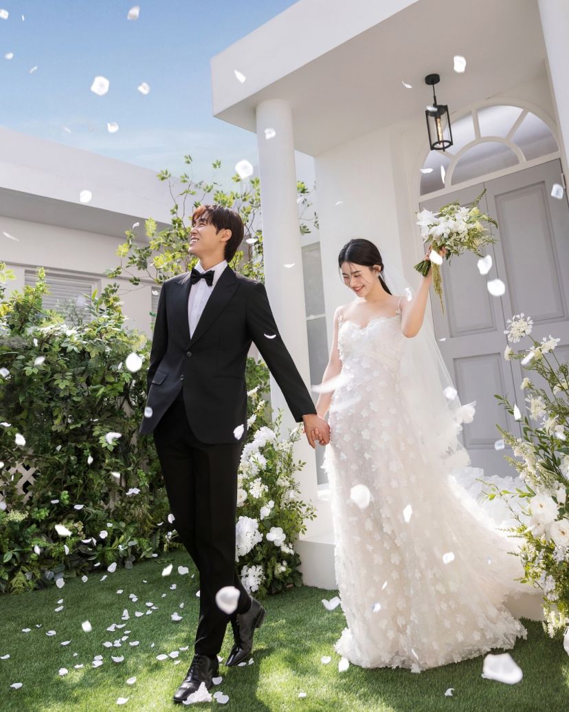 The Chungdam Studio Photographer