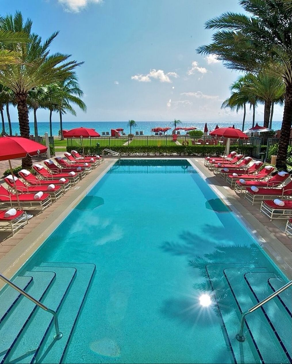 Acqualina Resort & Residences Venue photo