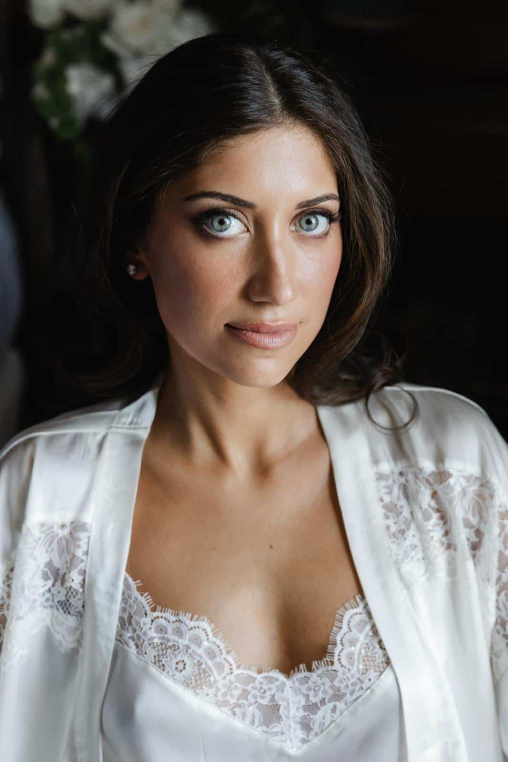 One Mirror Please Makeup Artist photo